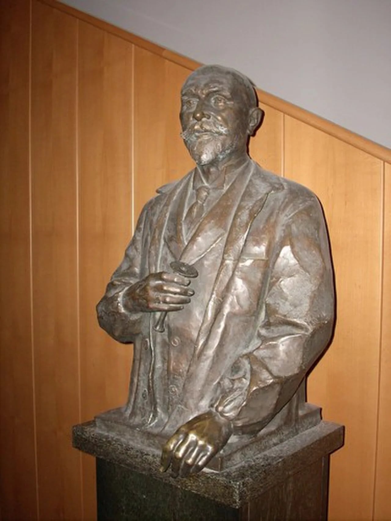 Porträt von Luigi Devoto (1864–1936) – Gedenkseite