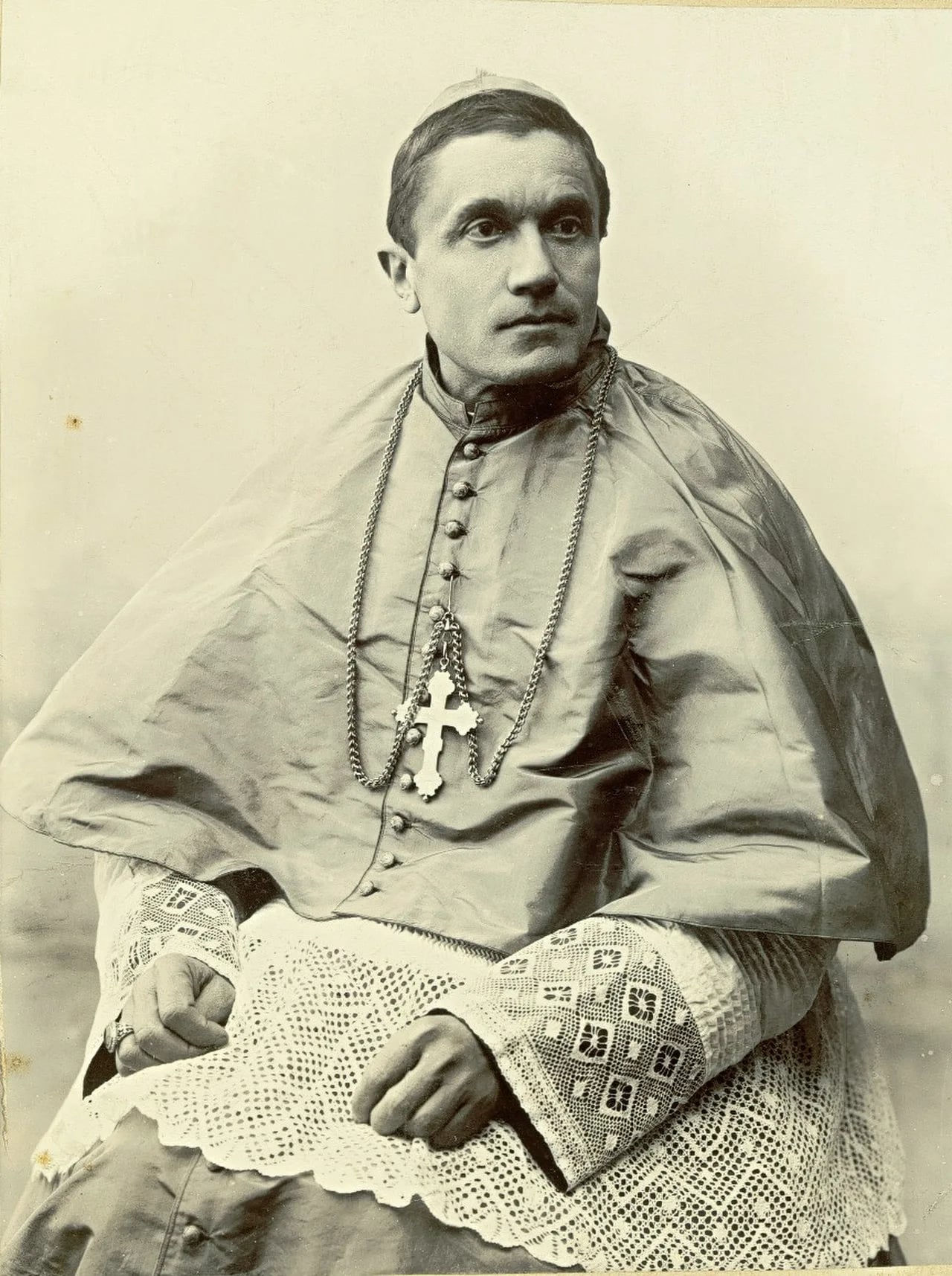 Portrait of Luigi Pellizzo (1860–1936) – memorial page