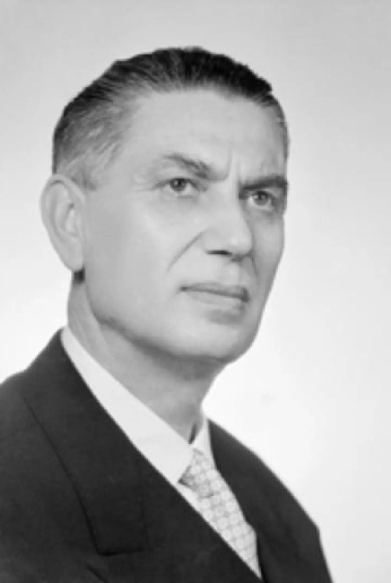 Portrait of Luigi Ragno (1899–1984) – memorial page