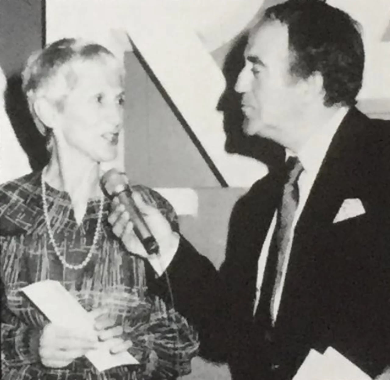 Portrait of Marina Jarre (1925–2016) – memorial page