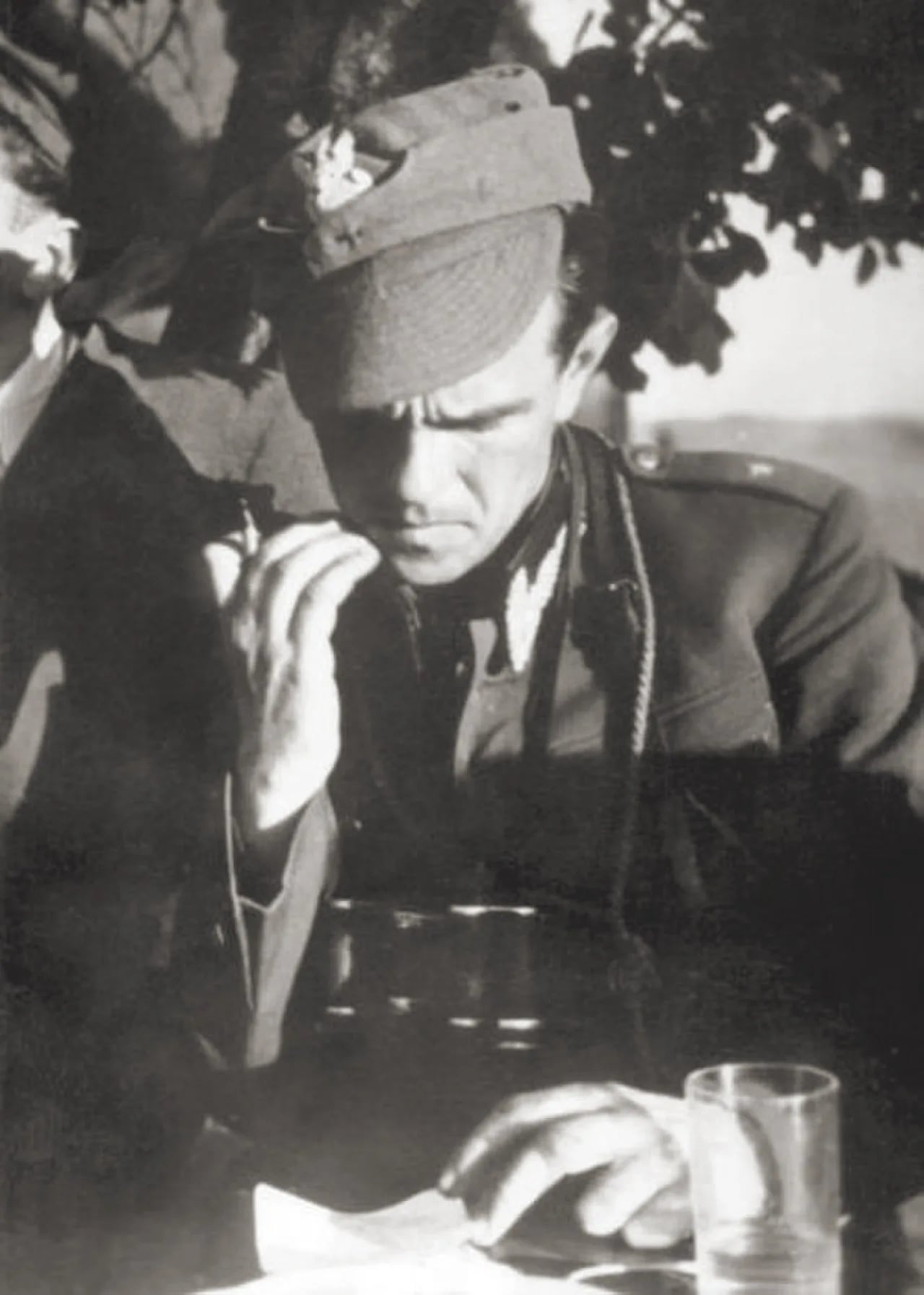 Porträt von Hieronim Dekutowski (1918–1949) – Gedenkseite