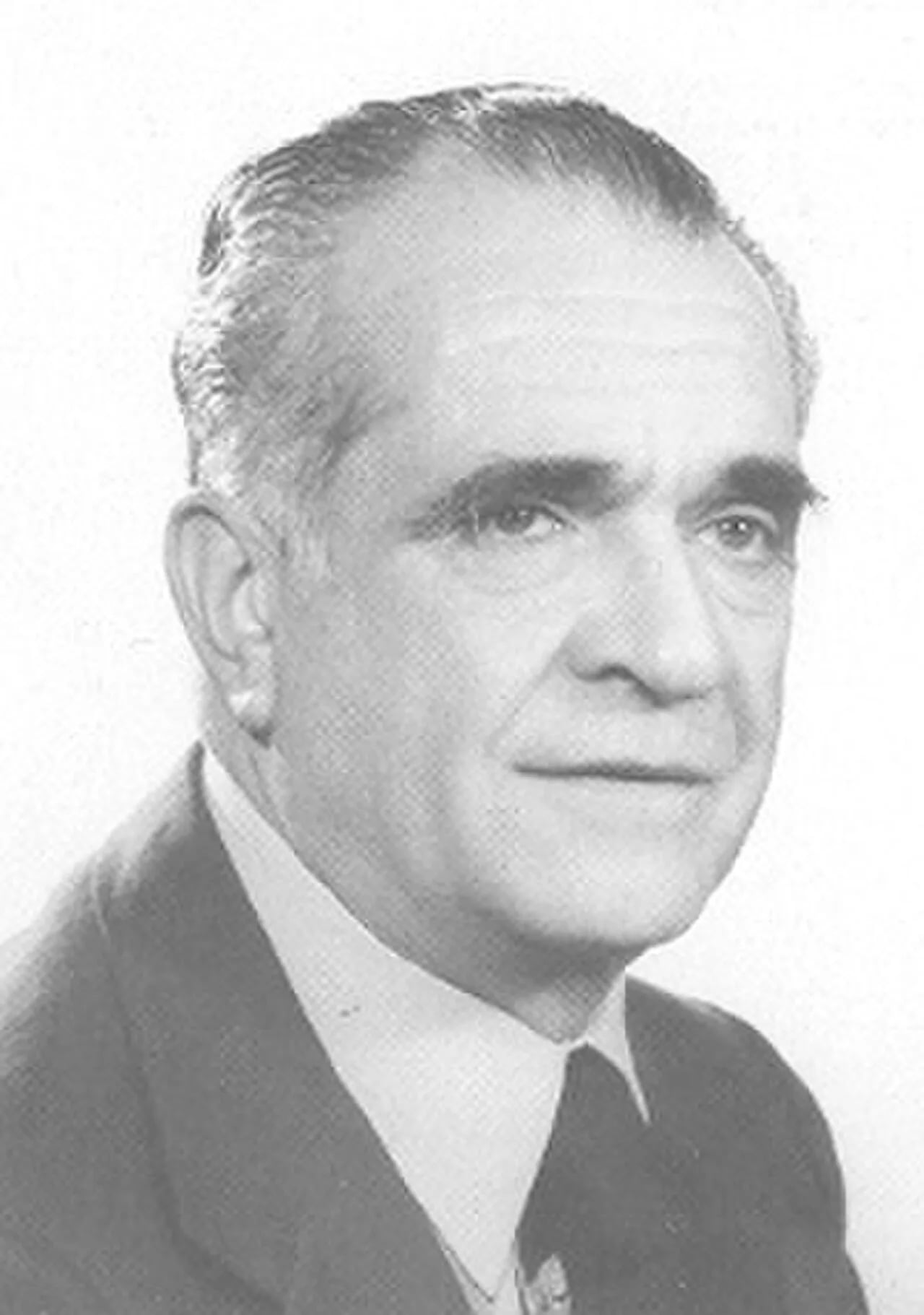 Portrait of Mario Casalinuovo (1922–2018) – memorial page