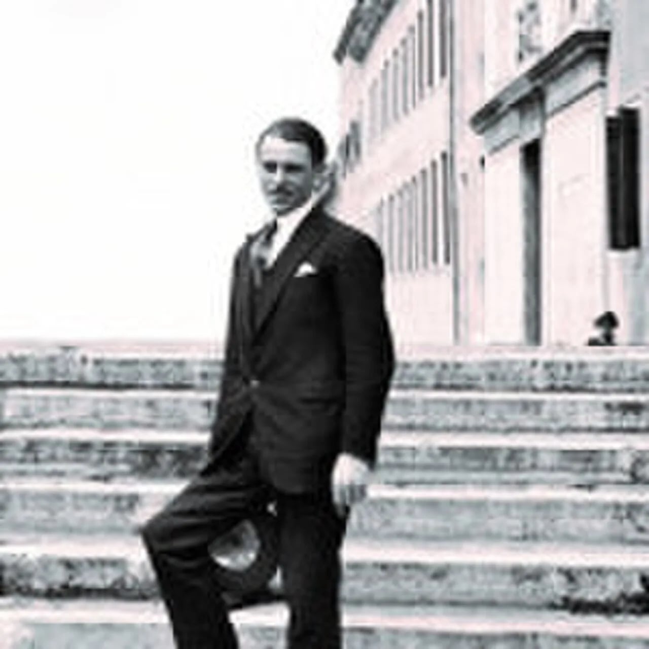 Portrait of Napoleone Martinuzzi (1892–1977) – memorial page