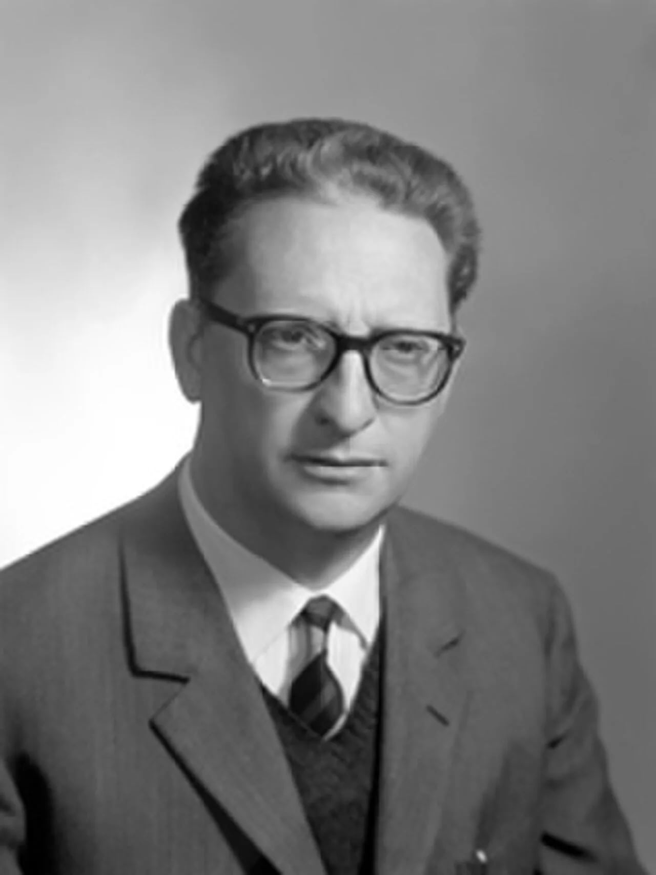 Portrait of Nicolò Cipolla (1922–2017) – memorial page