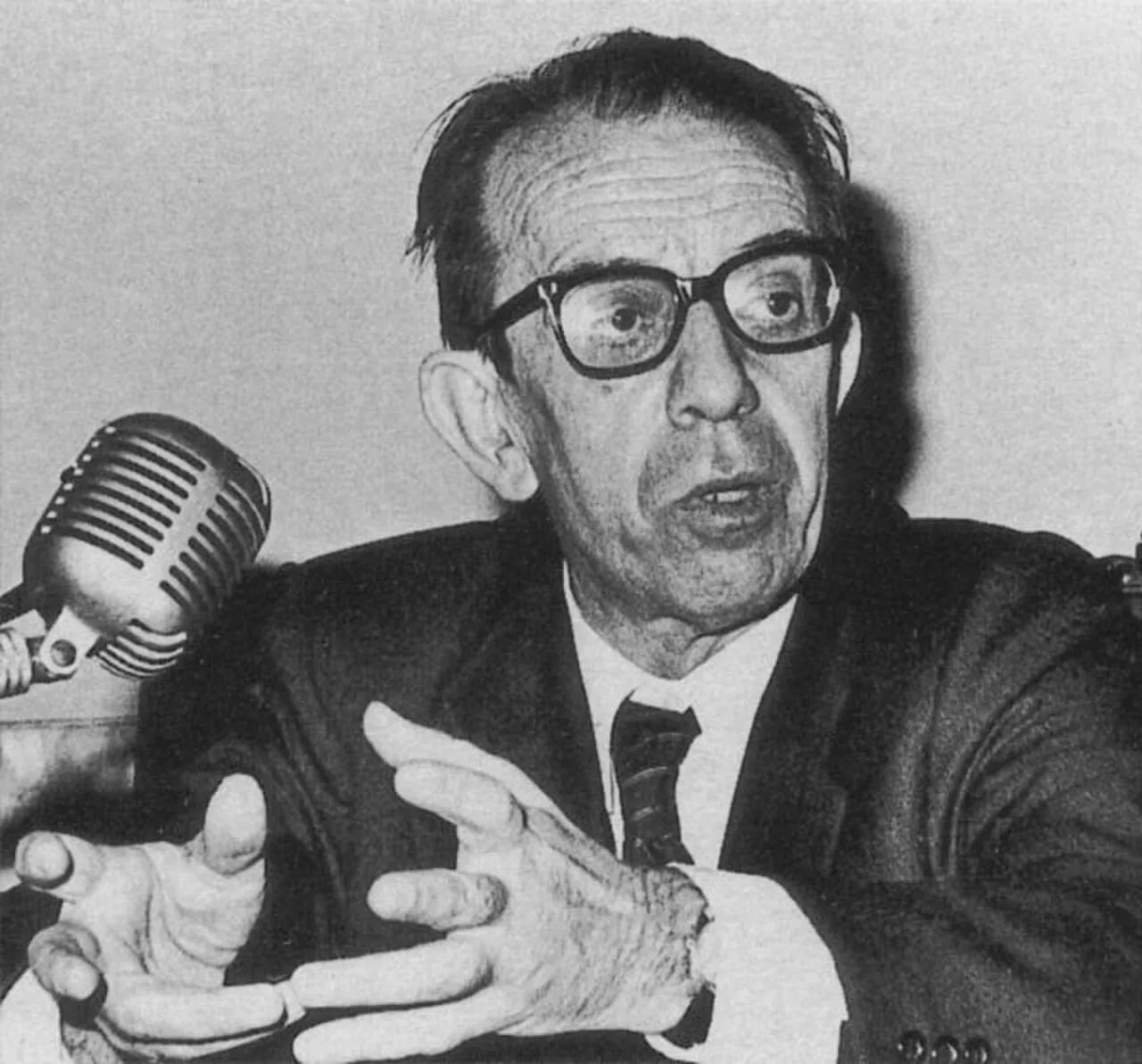 Porträt von Nino Lamboglia (1912–1977) – Gedenkseite