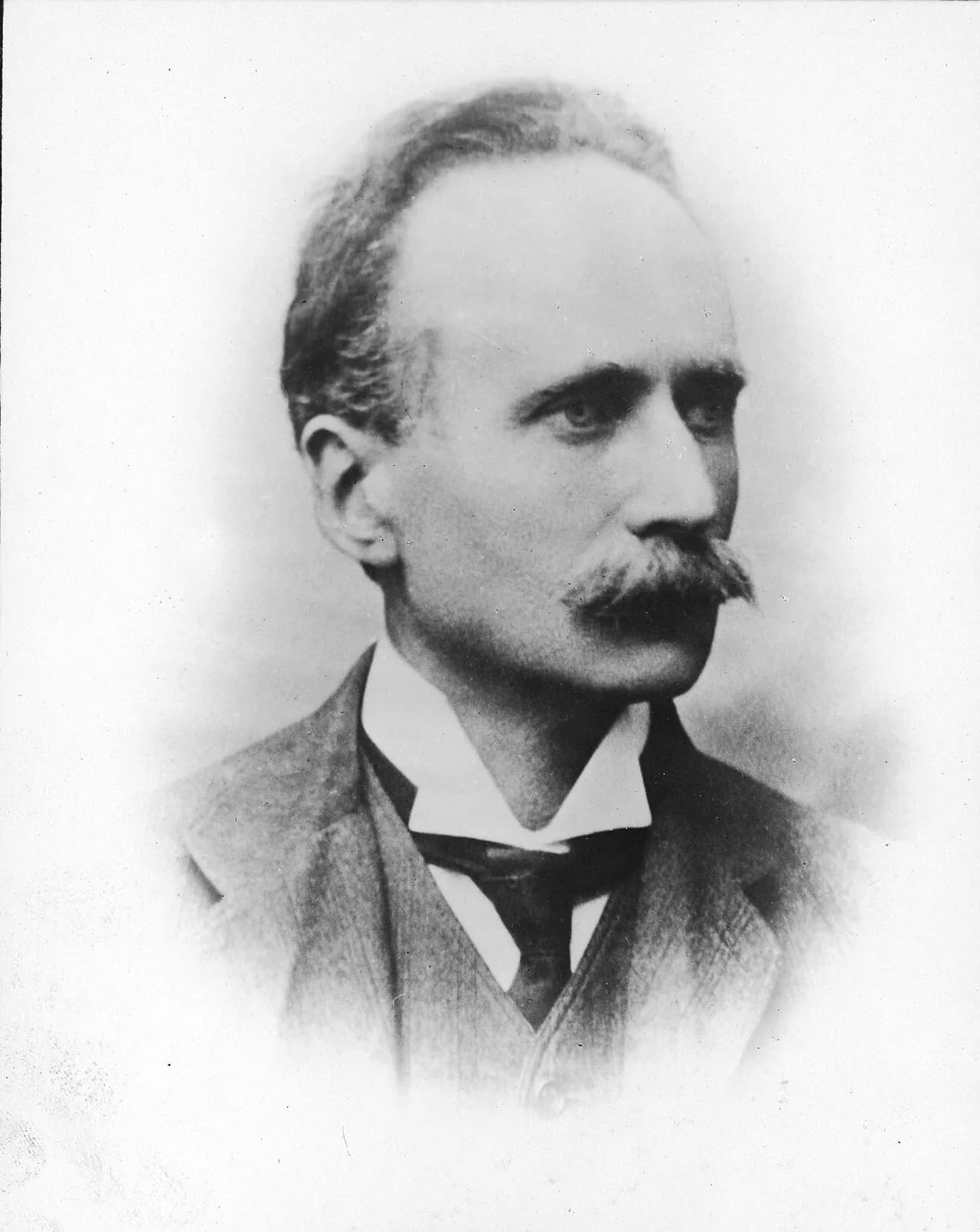 Portrait of Nino Tamassia (1860–1931) – memorial page