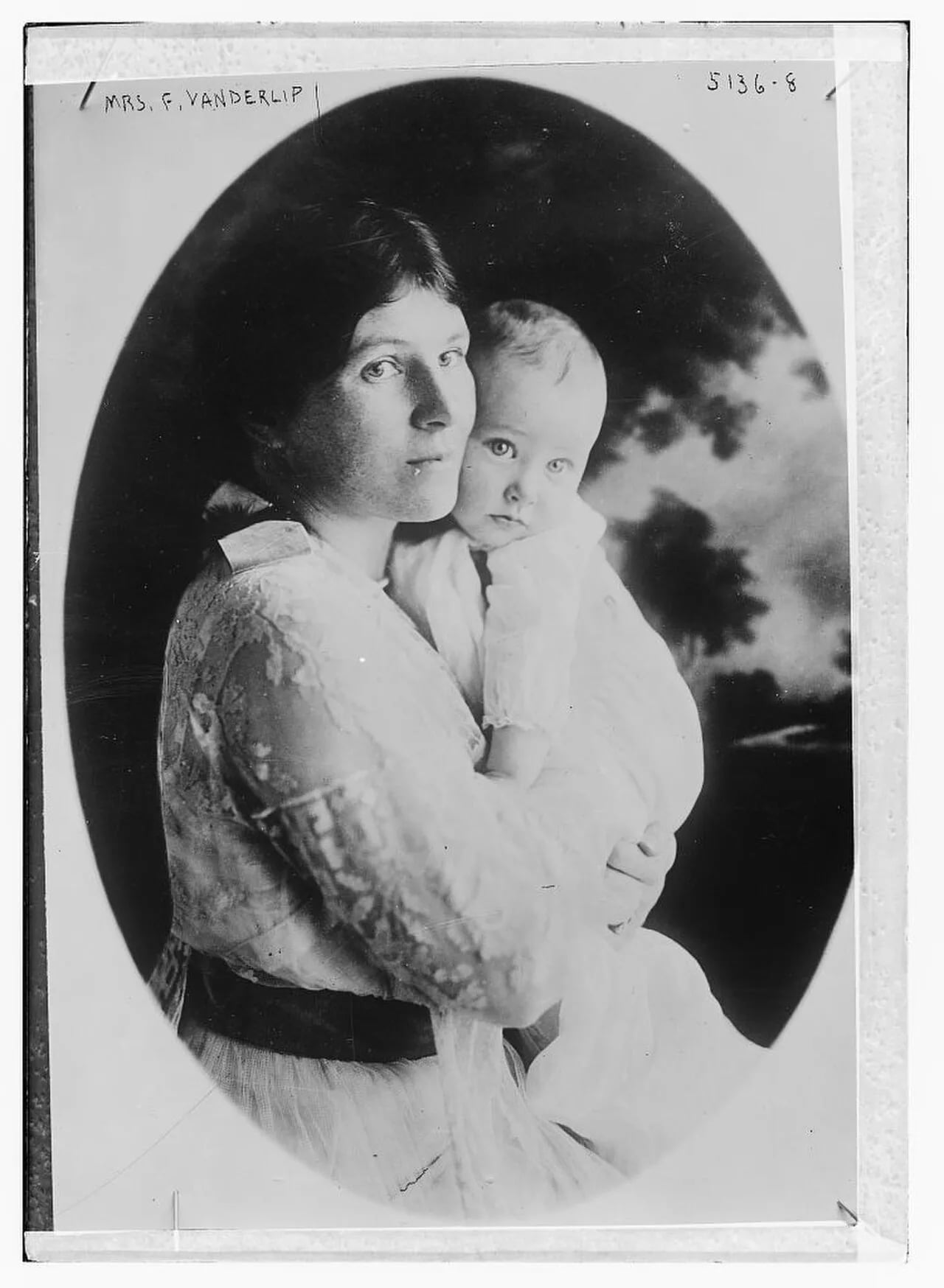 Porträt von Mabel Narcissa Cox (1880–1966) – Gedenkseite