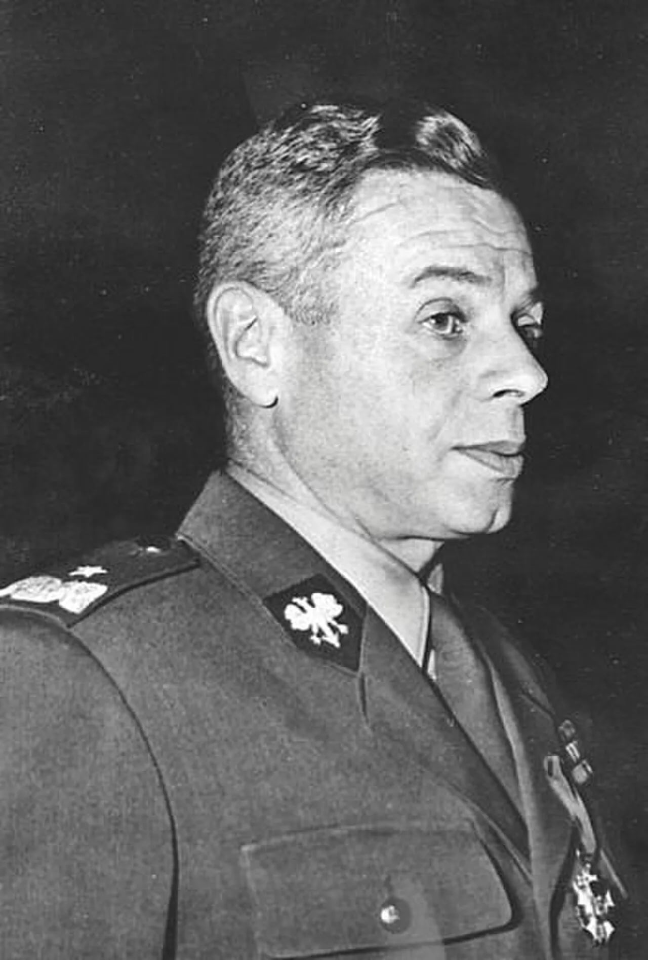 Portrait of Wacław Komar (1909–1972) – memorial page