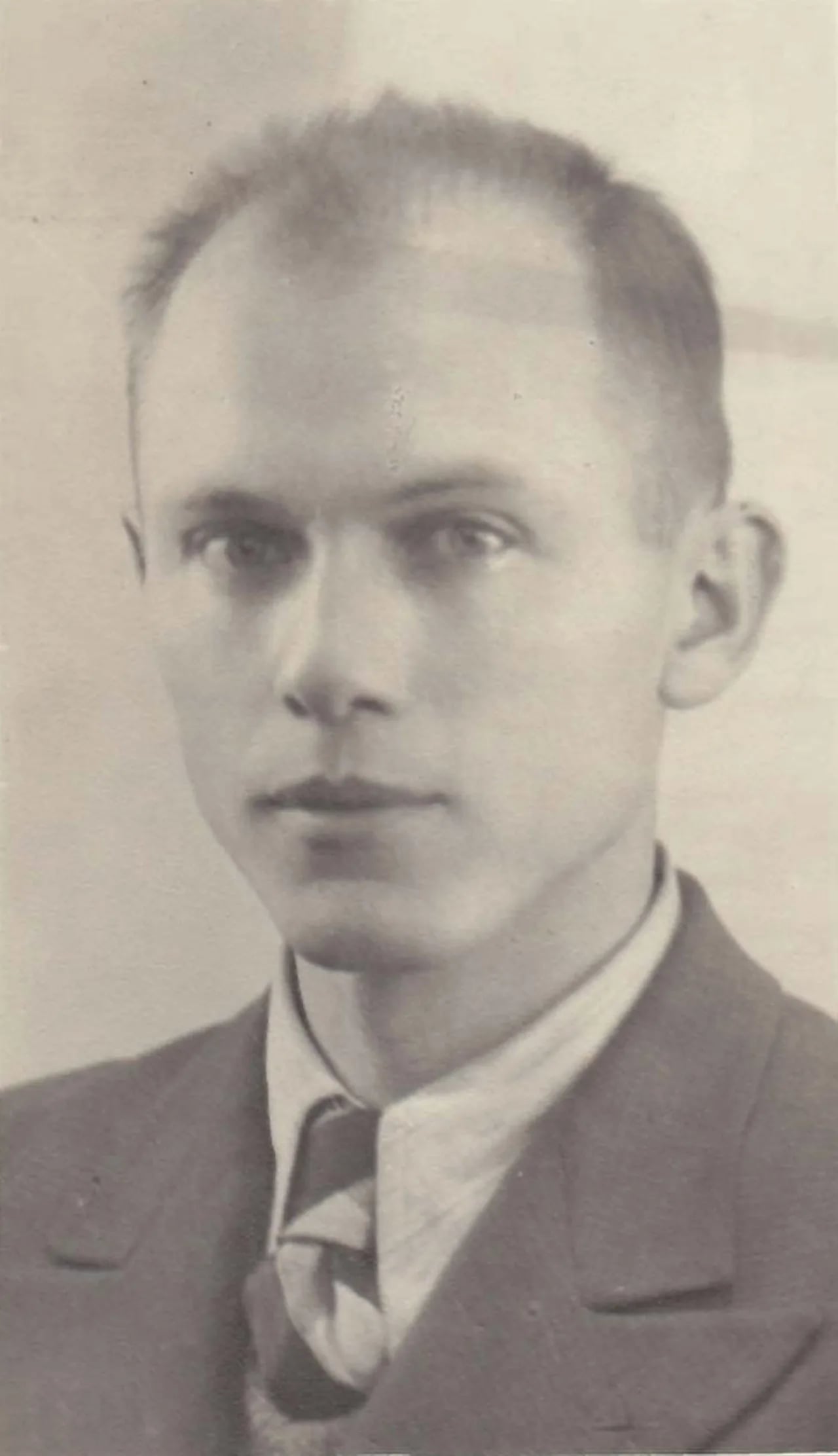 Porträt von Siarhiej Novik-Piajun (1906–1994) – Gedenkseite