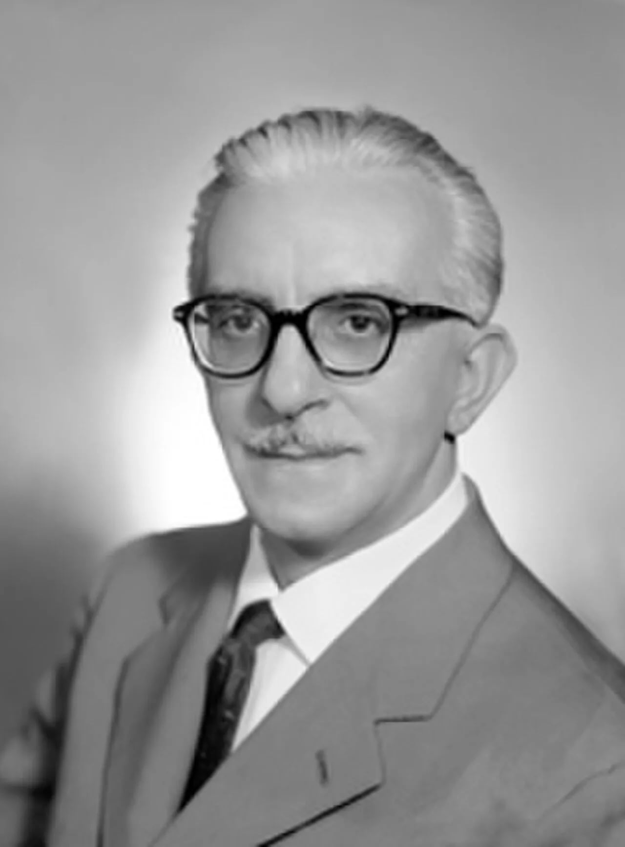 Portrait of Piero Caleffi (1901–1978) – memorial page