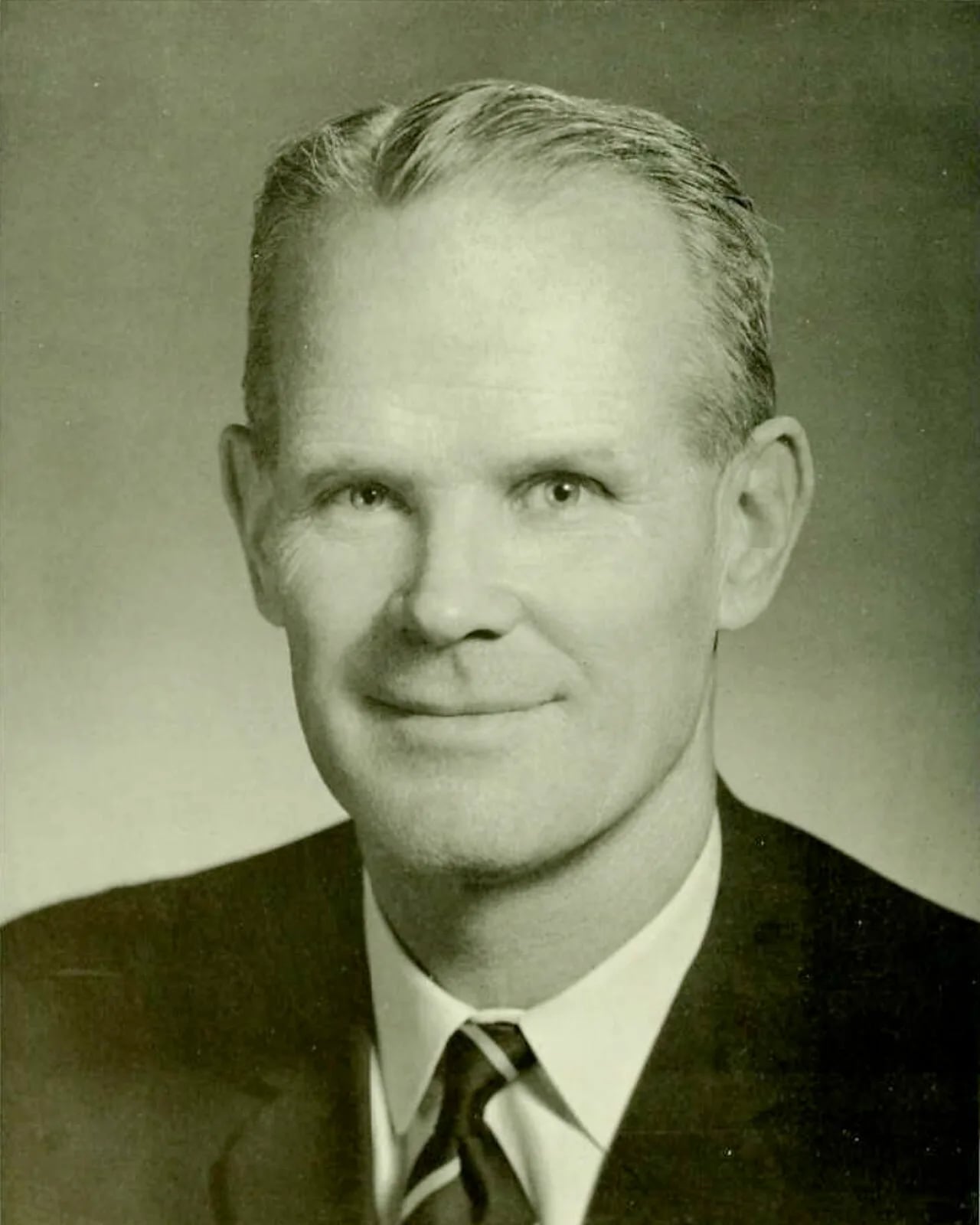 Portrait of David Grier Martin (1910–1974) – memorial page