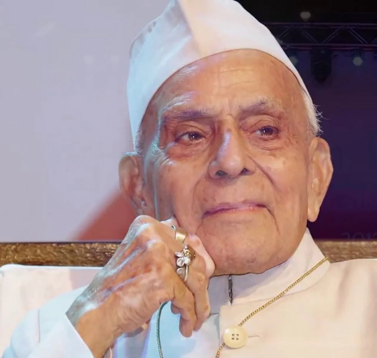 Porträt von Anand Mohan Zutshi Gulzar Dehlvi (1926–2020) – Gedenkseite
