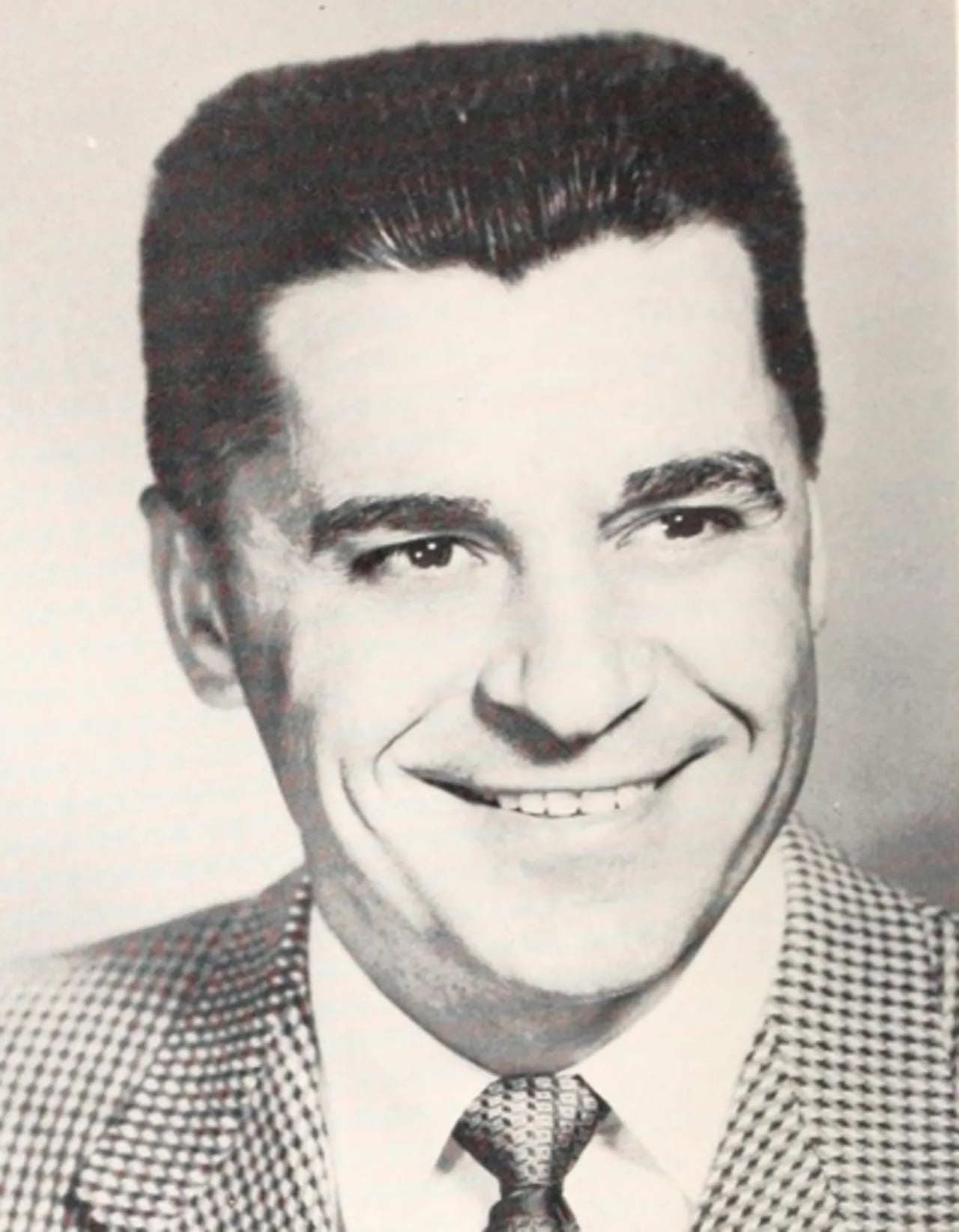 Portrait of Press Maravich (1915–1987) – memorial page