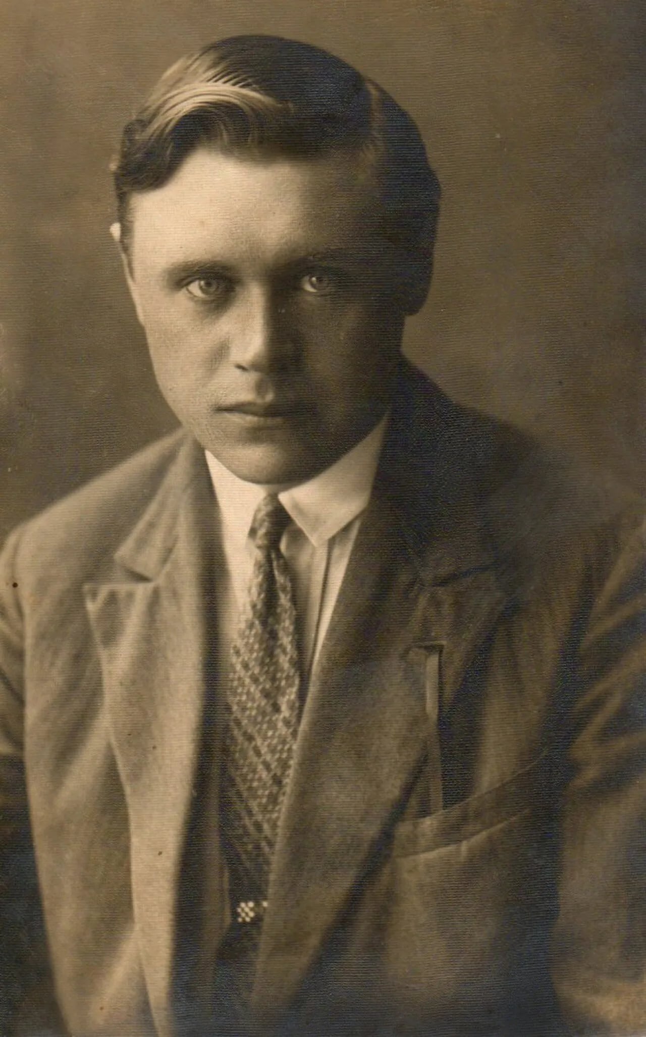 Portrait of Michaś Zarecki (1901–1937) – memorial page