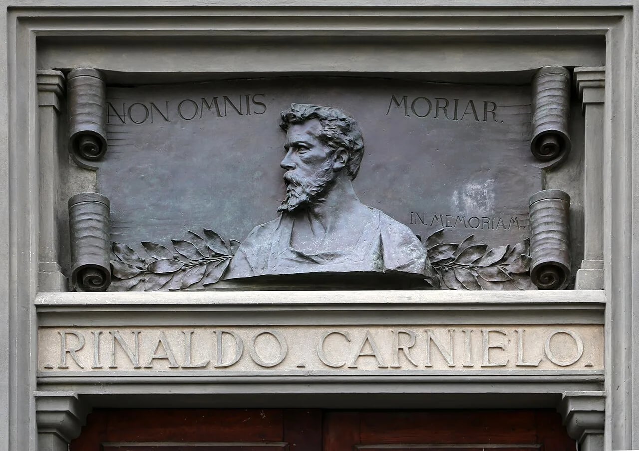 Porträt von Rinaldo Carnielo (1853–1910) – Gedenkseite