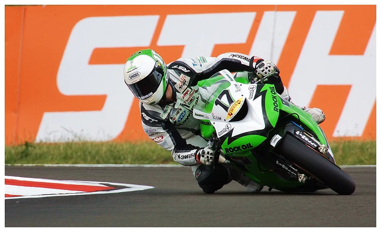 Porträt von Simon Andrews (1984–2014) – Gedenkseite