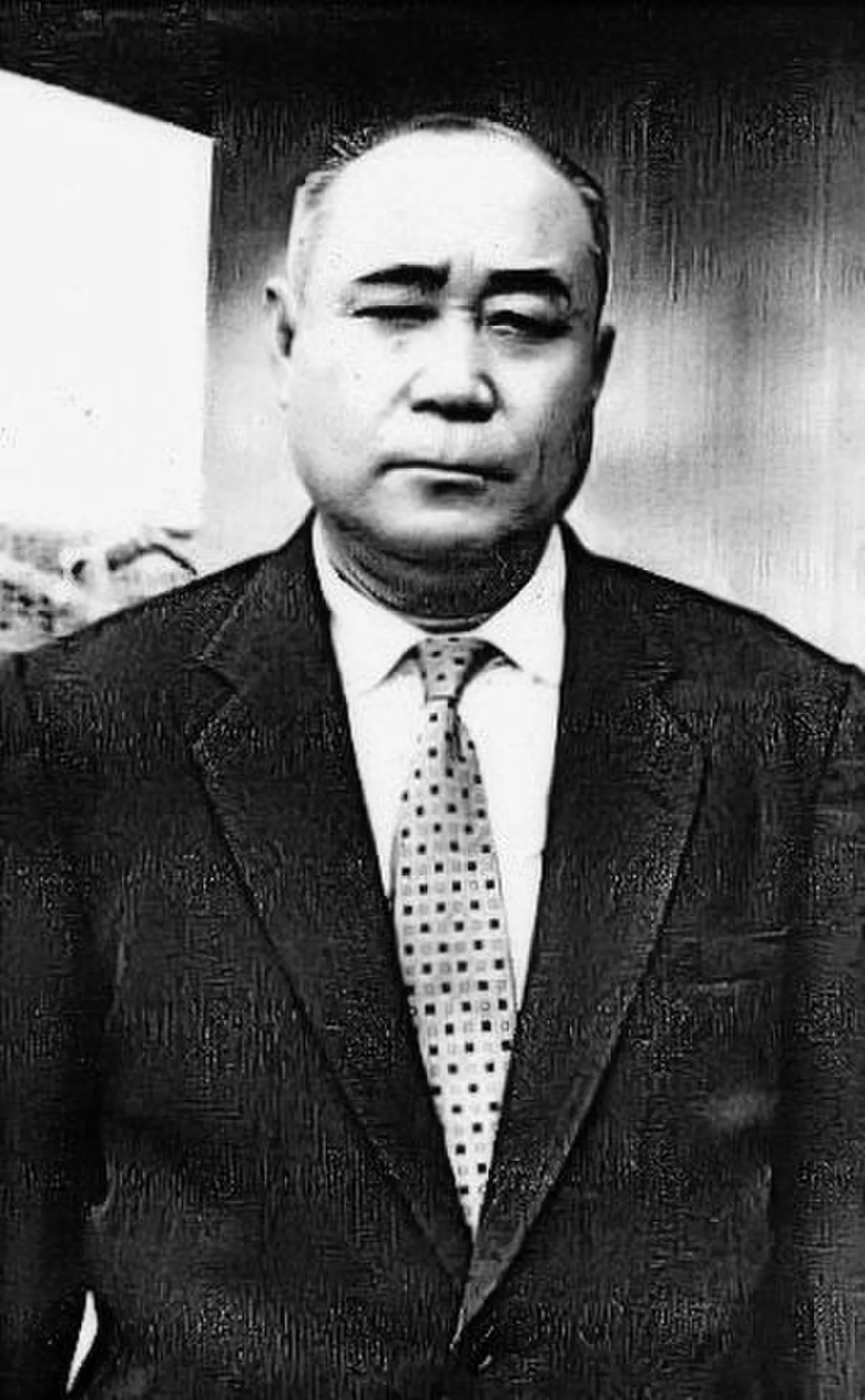 Porträt von Chōtoku Ōgimi (1897–1977) – Gedenkseite