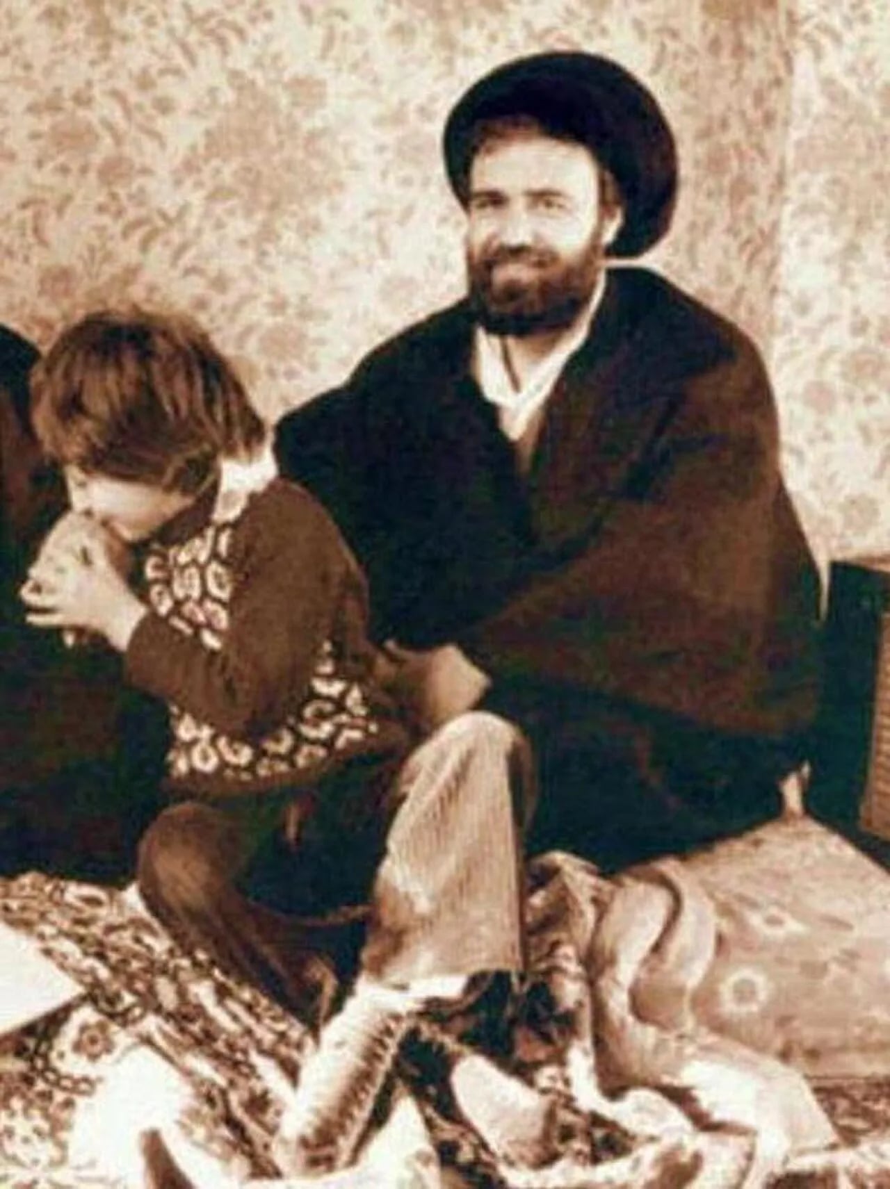 Portrait of Ahmad Chomeini (1946–1995) – memorial page