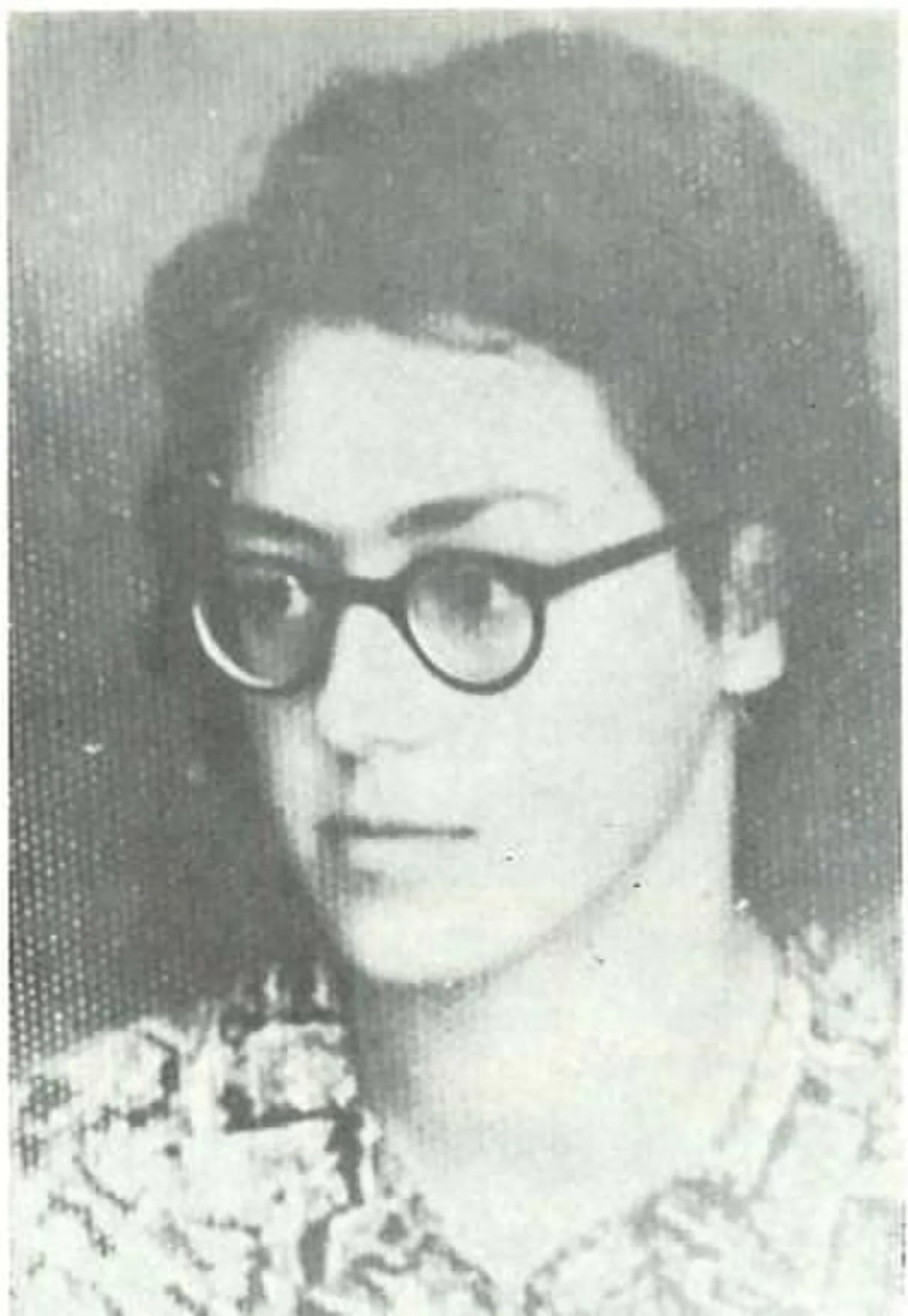 Portrait of Nada Naumović (1922–1941) – memorial page