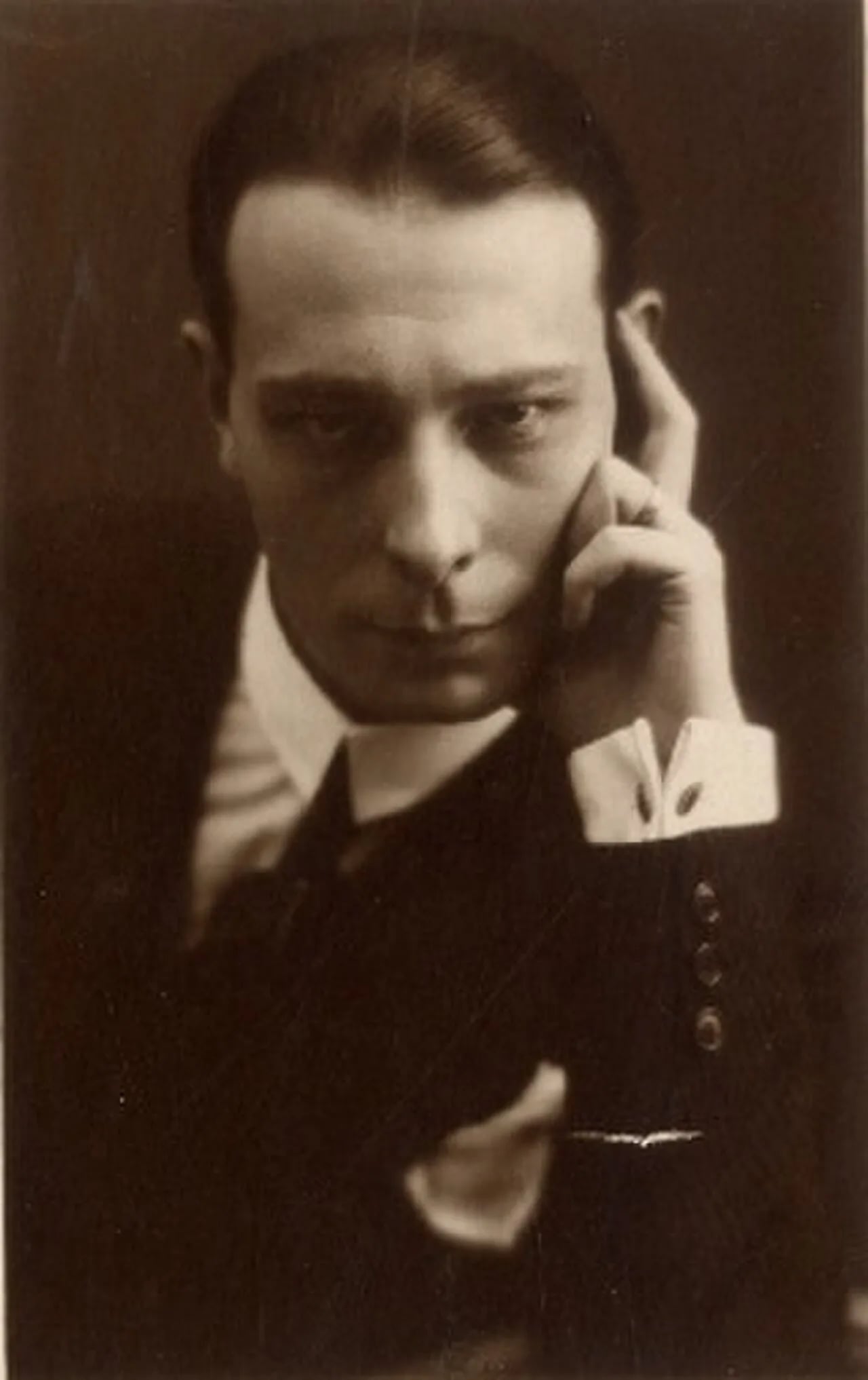 Portrait of Vincenzo Errante (1890–1951) – memorial page