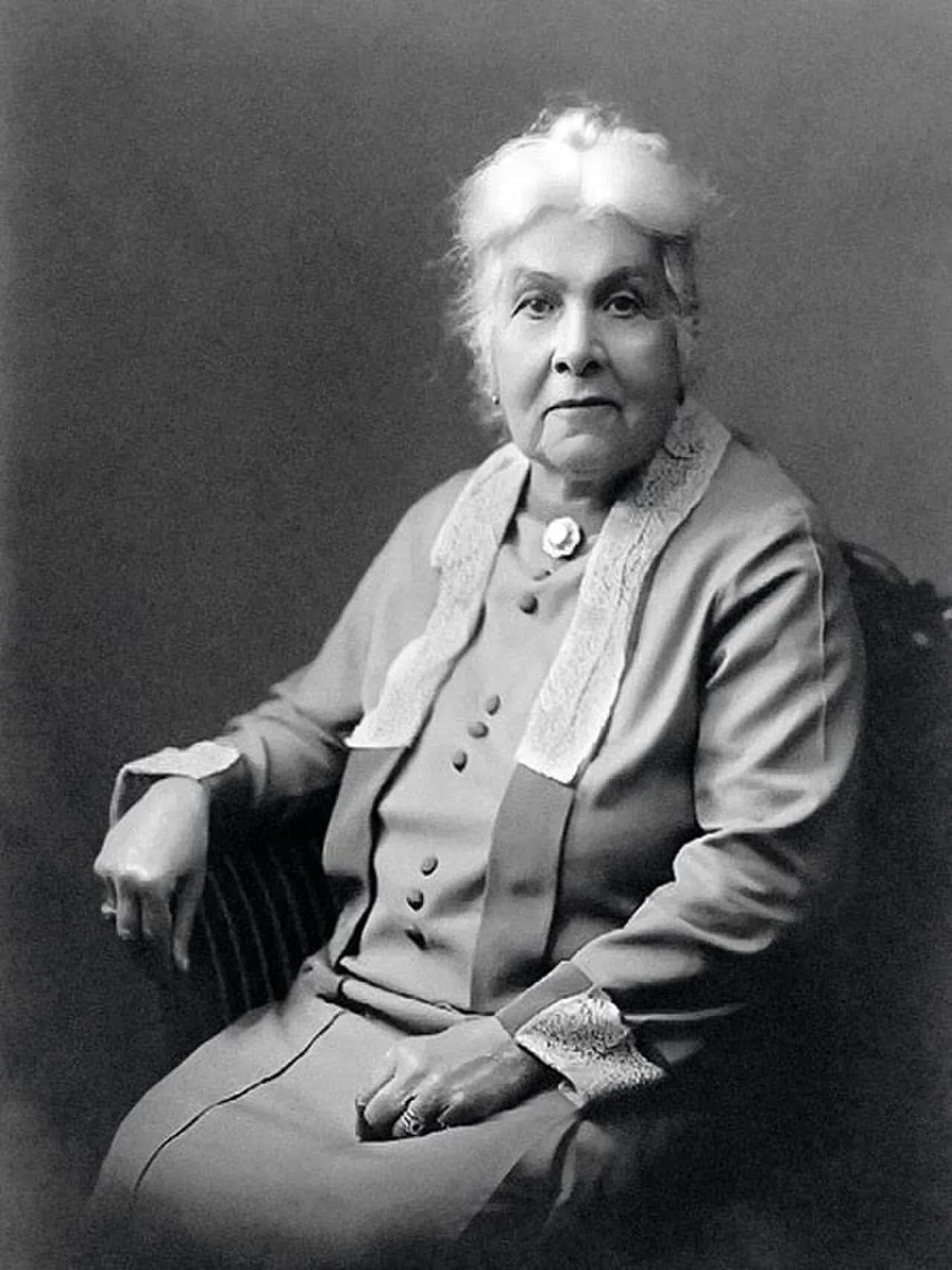 Portrait of Diana Abgar (1859–1937) – memorial page