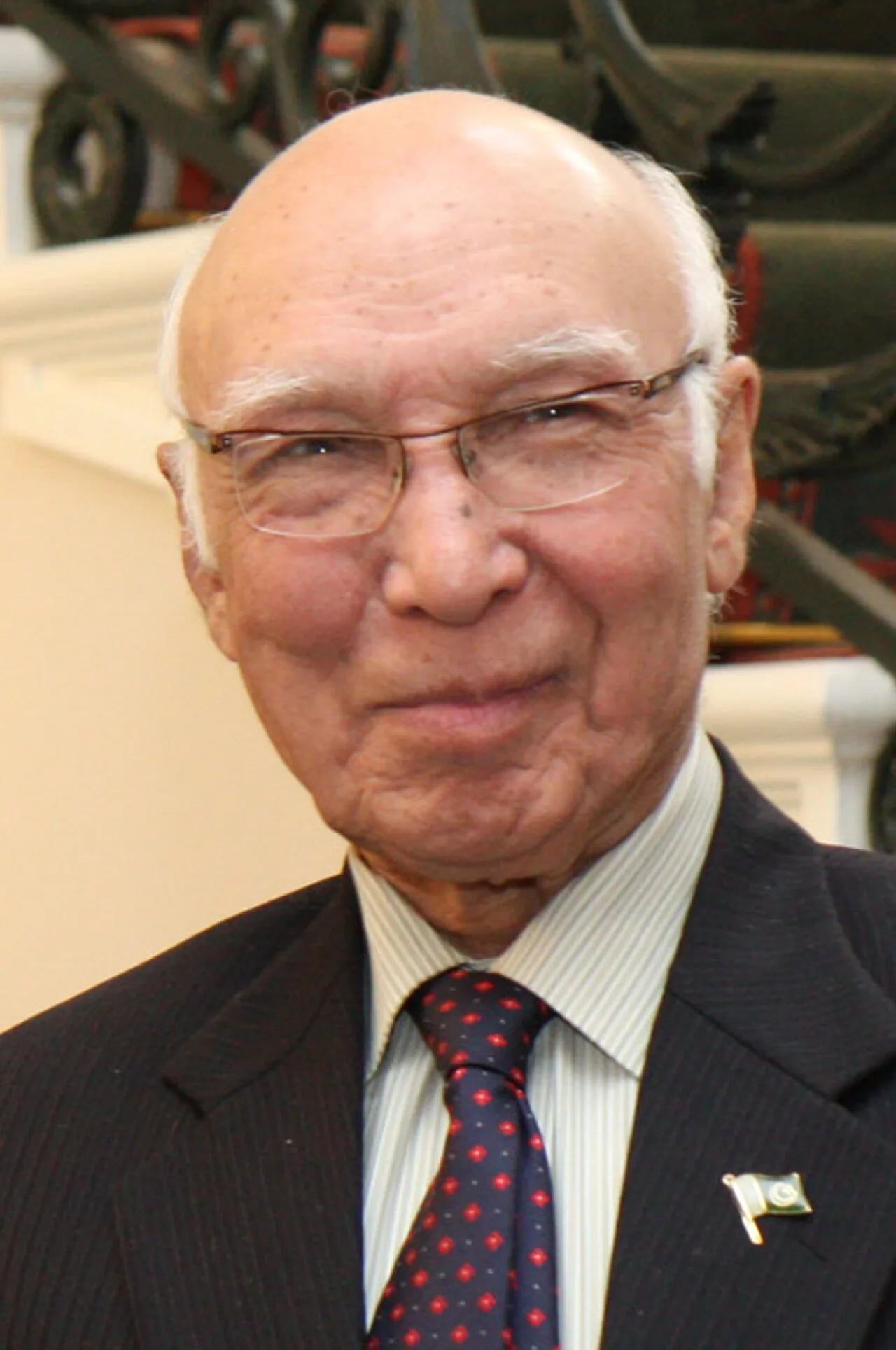 Portrait of Sartaj Aziz (1929–2024) – memorial page