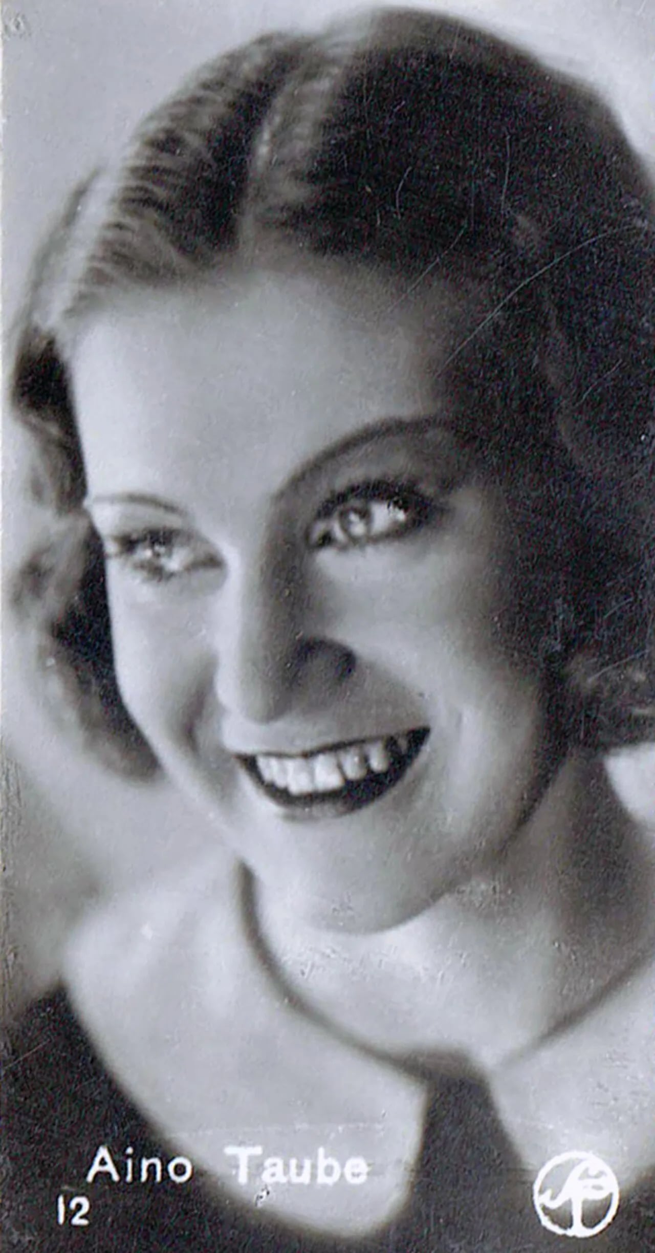 Porträt von Aino Taube (1912–1990) – Gedenkseite