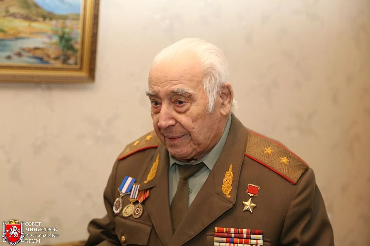 Portrait of Ashot Amatuni (1923–2018) – memorial page