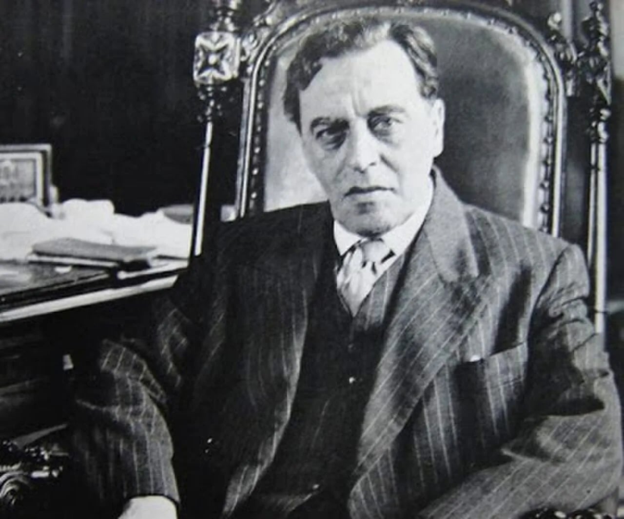 Portrait of José León Barandiarán (1889–1987) – memorial page