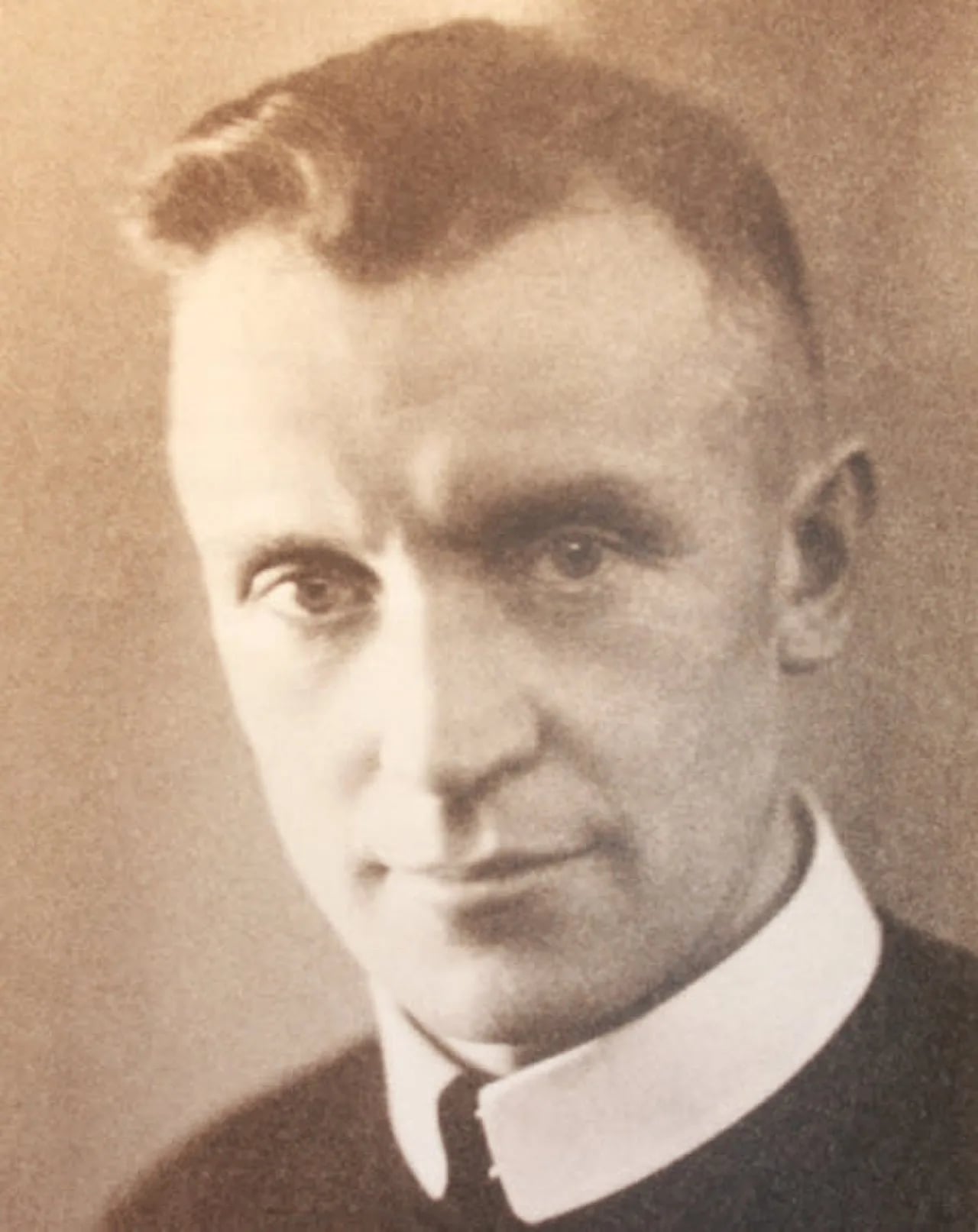 Porträt von Vitaliy Bajrak (1907–1946) – Gedenkseite