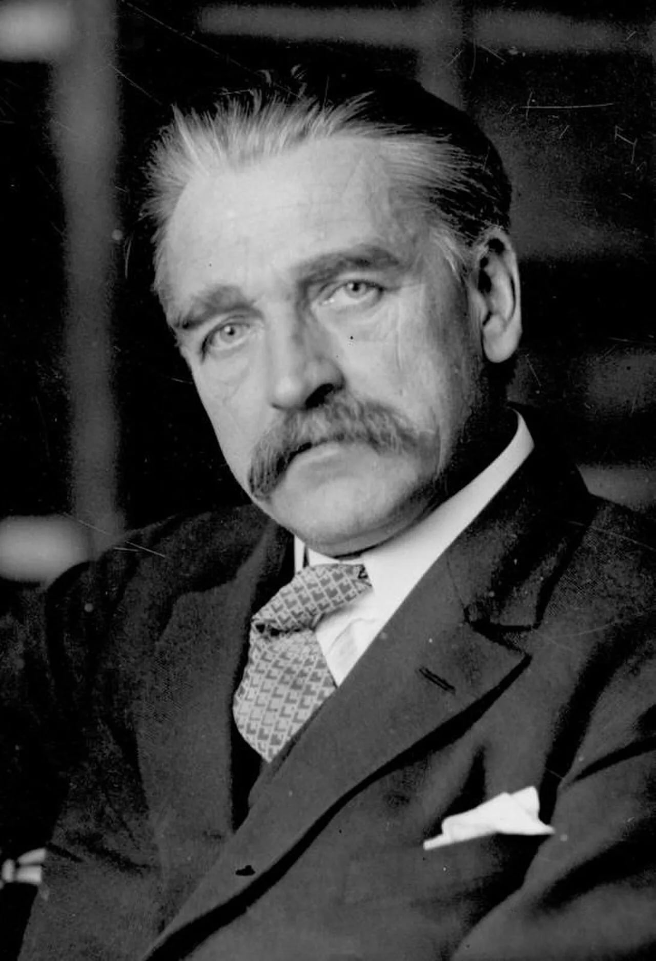 Portrait of Kazimierz Bassalik (1879–1960) – memorial page