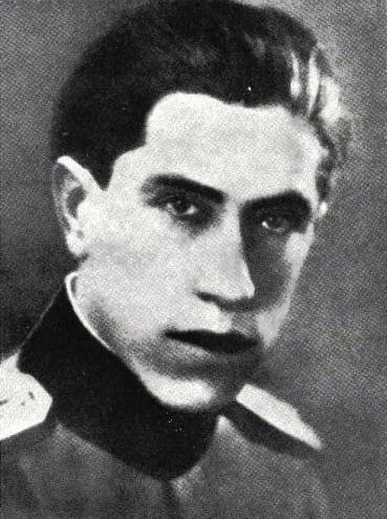Portrait of Jakob Bernard (1909–1942) – memorial page