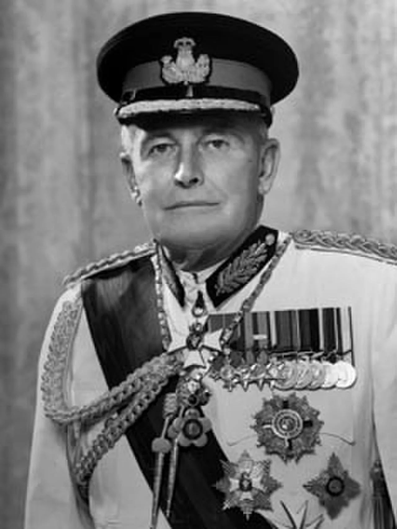 Portrait of Denis Blundell (1907–1984) – memorial page
