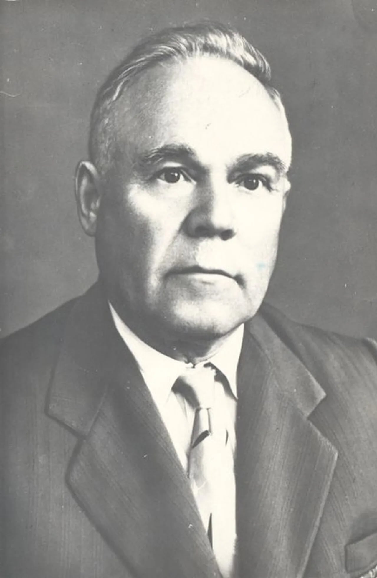 Porträt von Alexander Bukirev (1903–1964) – Gedenkseite