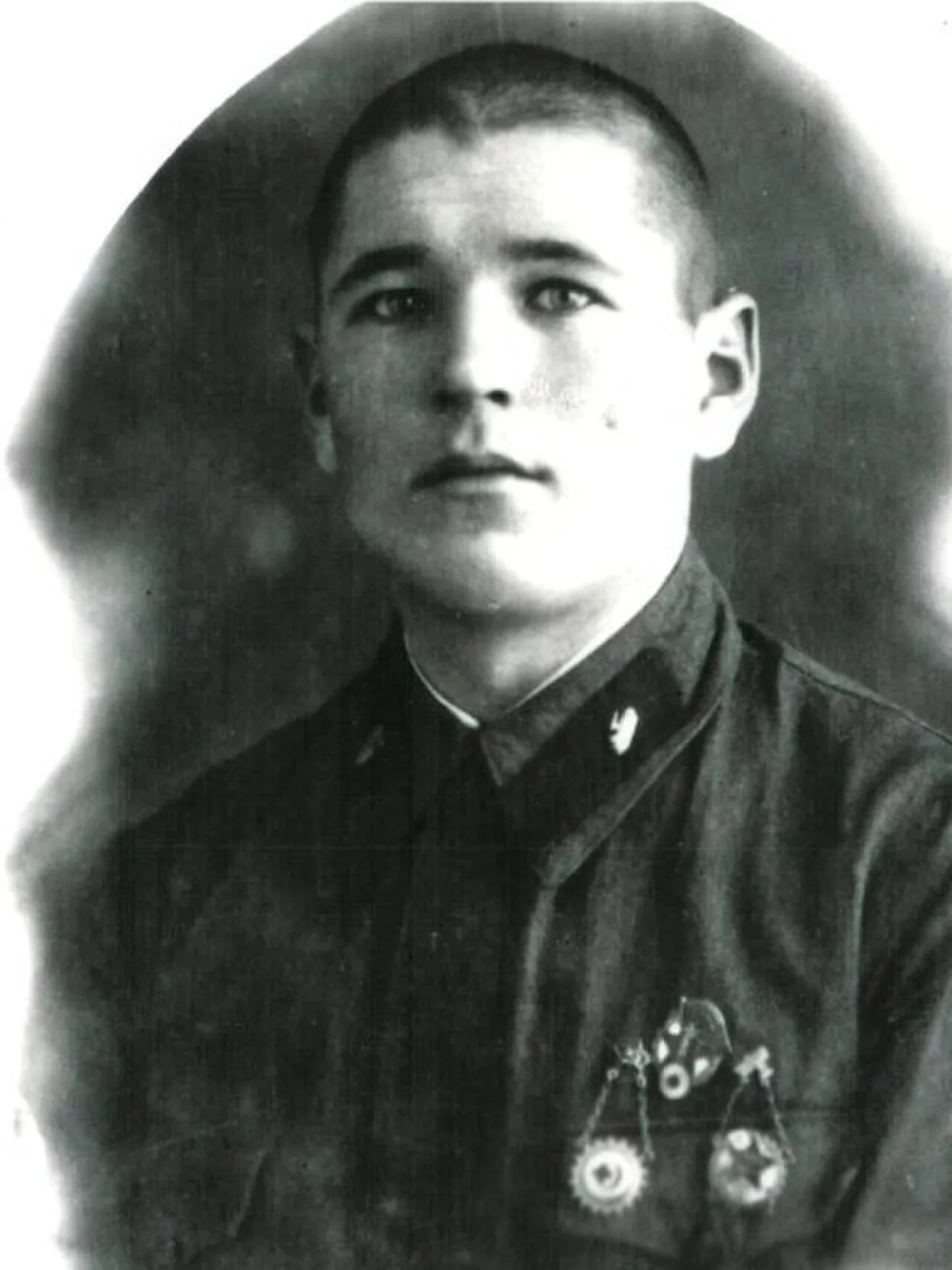 Portrait of Ivan Ulyanovich Butyrin (1919–1943) – memorial page