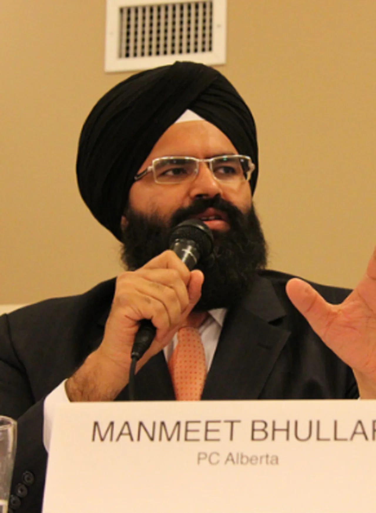 Porträt von Manmeet Bhullar (1980–2015) – Gedenkseite
