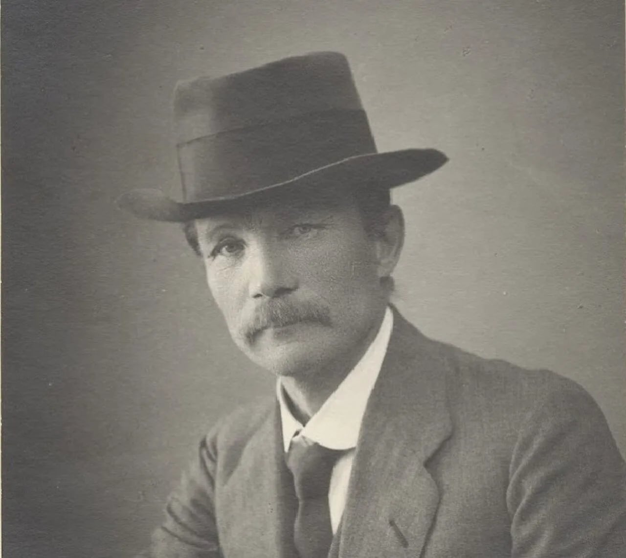 Porträt von Pjotr Kusmitsch Waulin (1870–1943) – Gedenkseite