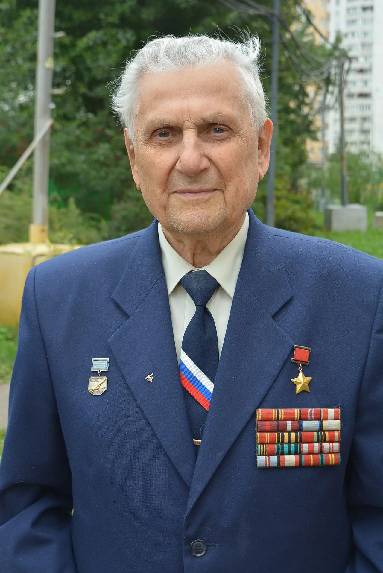 Portrait of Ivan Vedernikov (1923–2018) – memorial page