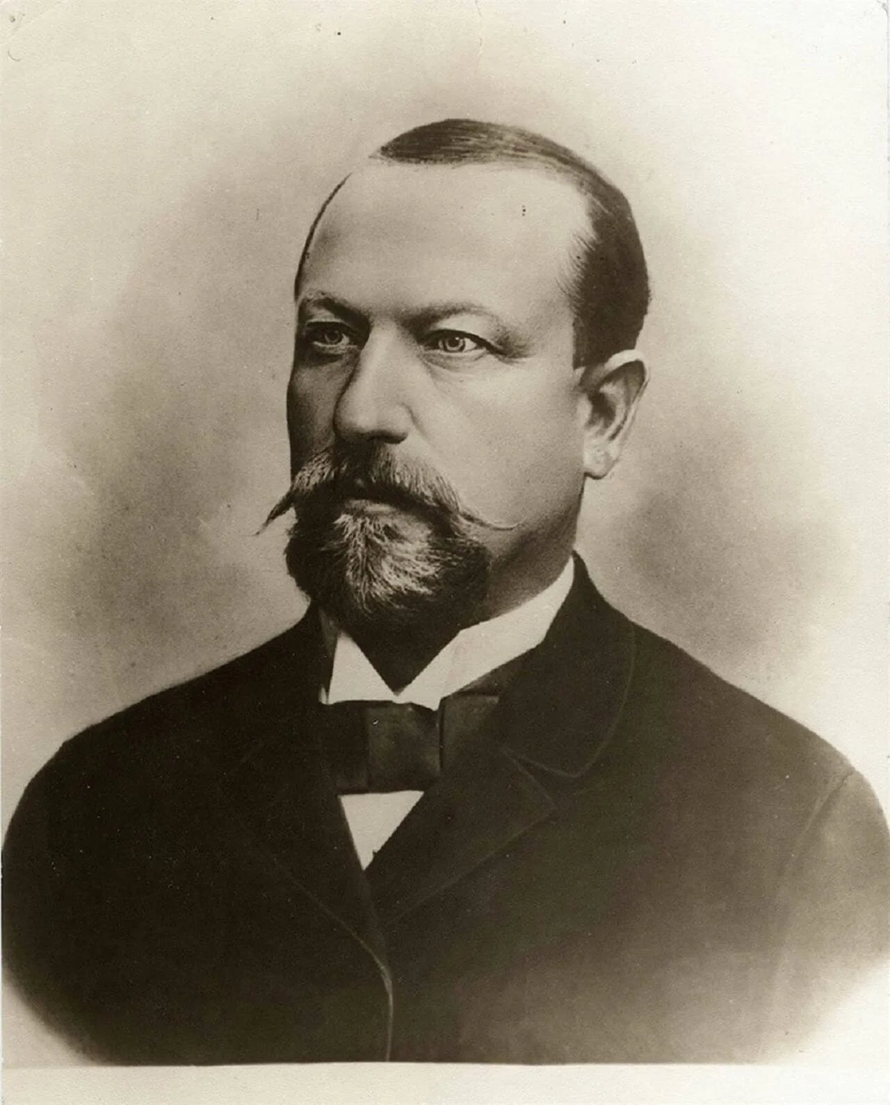 Portrait of Matěj Hlaváček (1852–1897) – memorial page