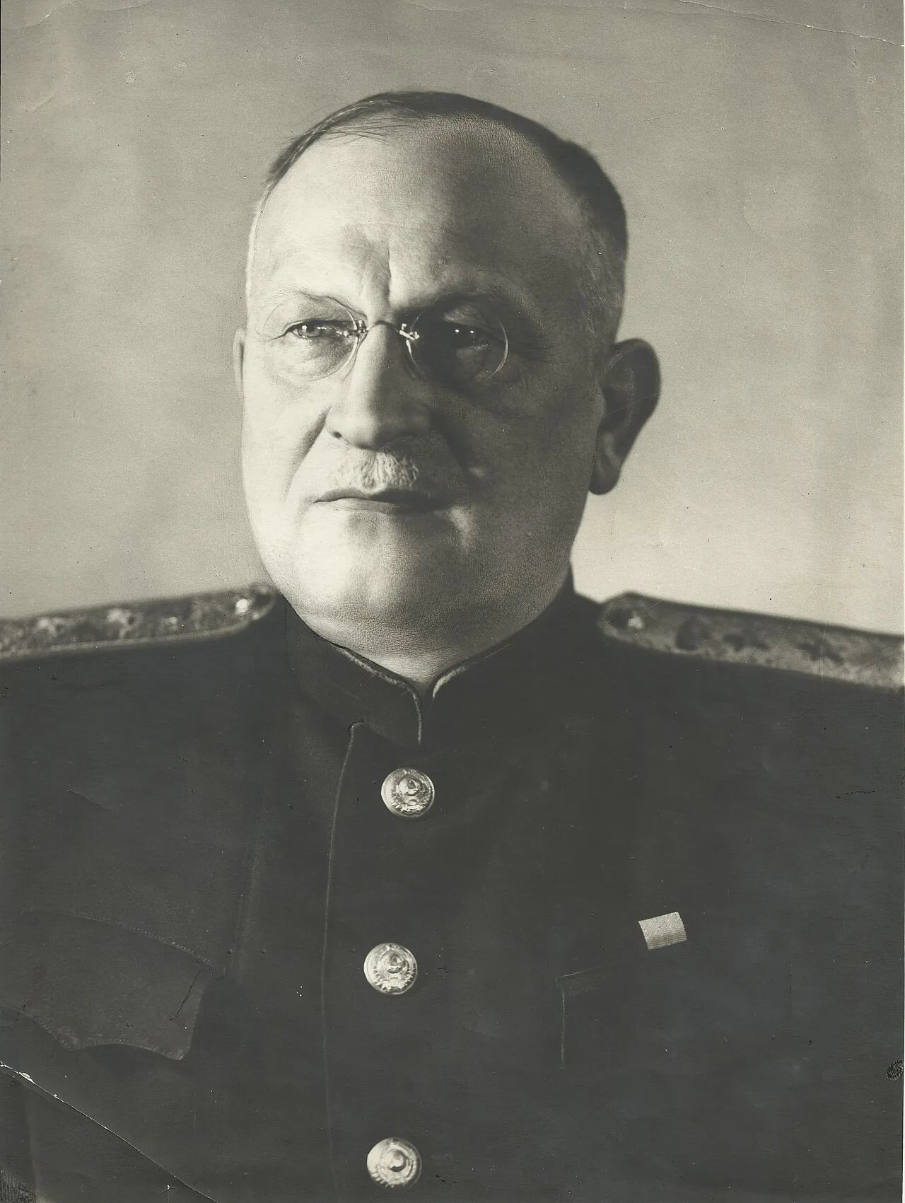 Porträt von Michail Wassiljewitsch Winokurow (1890–1955) – Gedenkseite
