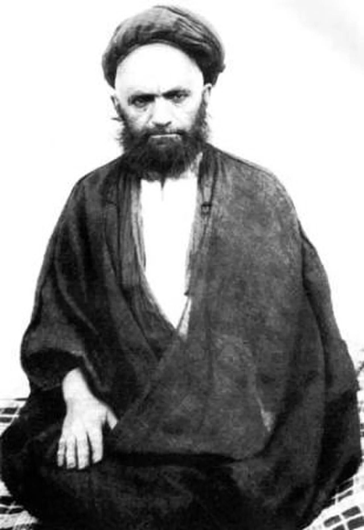 Portrait of Haj Mirza Sayyed Ali Aqa Qadhi Tabatabai Tabrezi (1866–1947) – memorial page