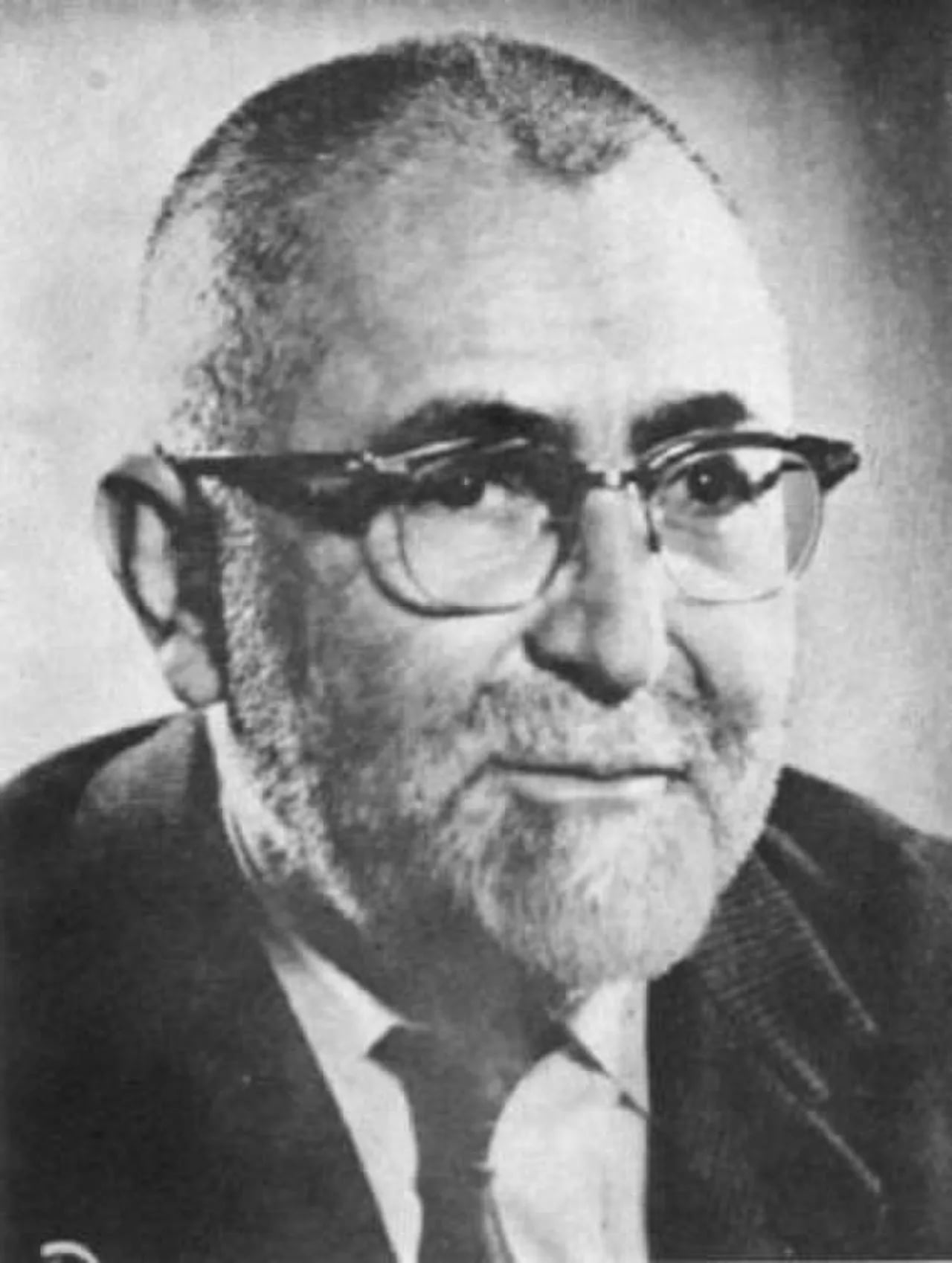 Porträt von Badiozzaman Forouzanfar (1904–1970) – Gedenkseite