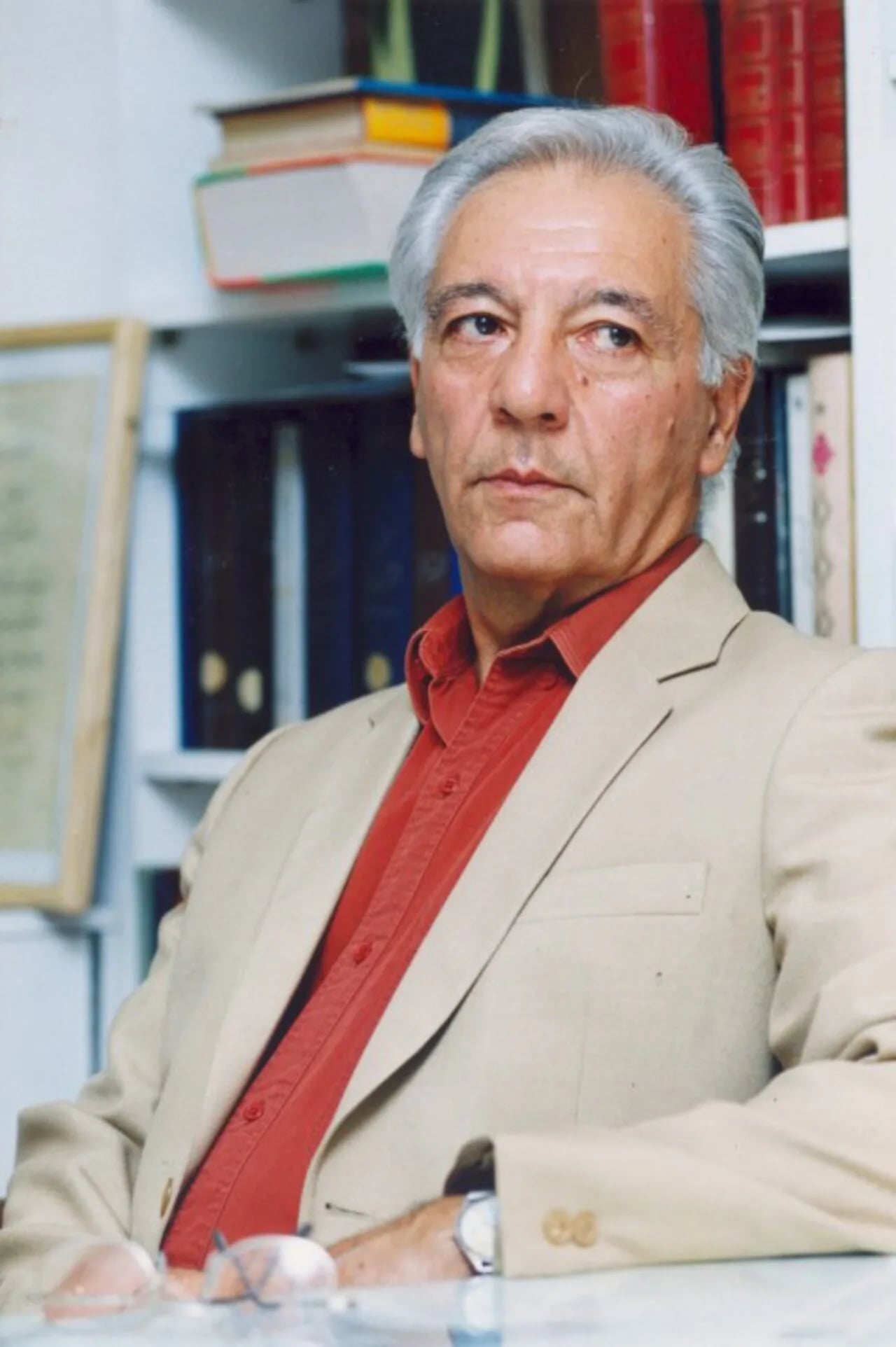 Portrait of Azartash Azarnoush (1938–2021) – memorial page