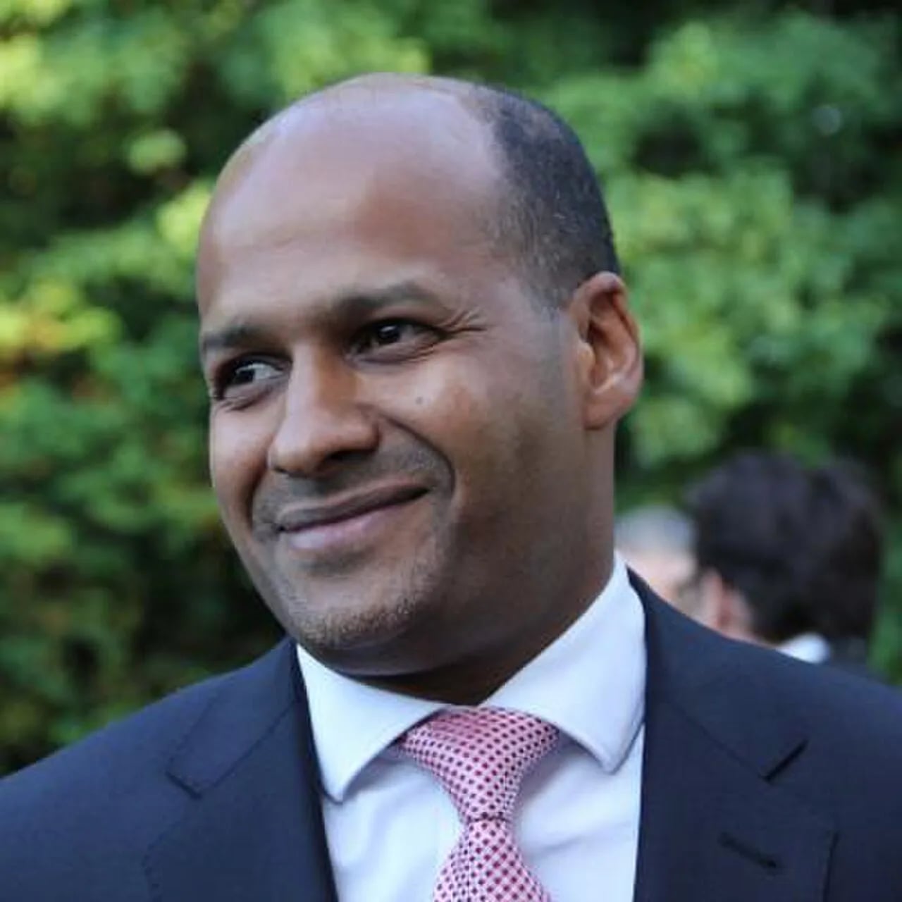 Porträt von Mohamed Mahmoud Ould Mohamedou (1968–2024) – Gedenkseite