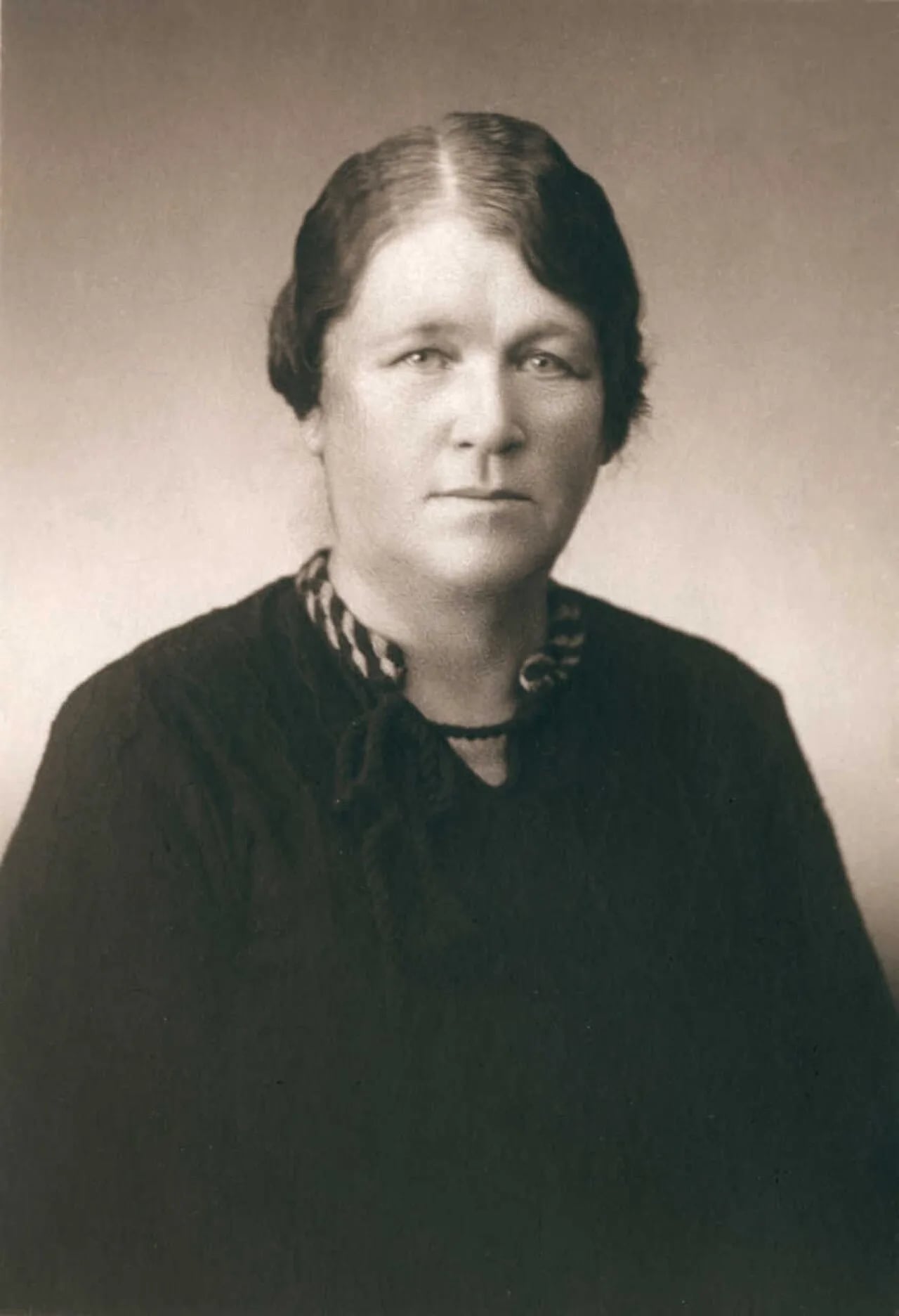 Portrait of Auni Nuolivaara (1883–1972) – memorial page
