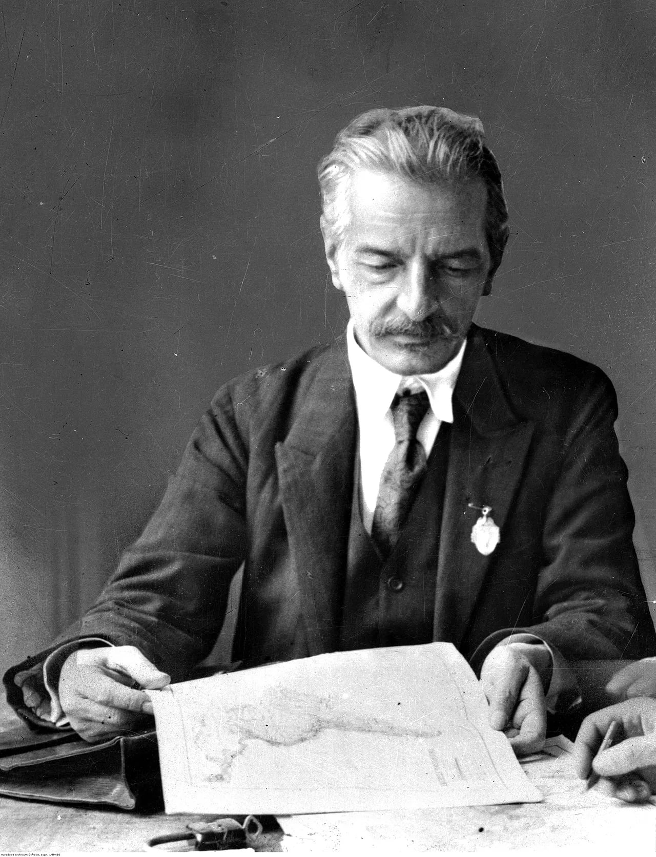 Portrait of Eugeniusz Romer (1871–1954) – memorial page
