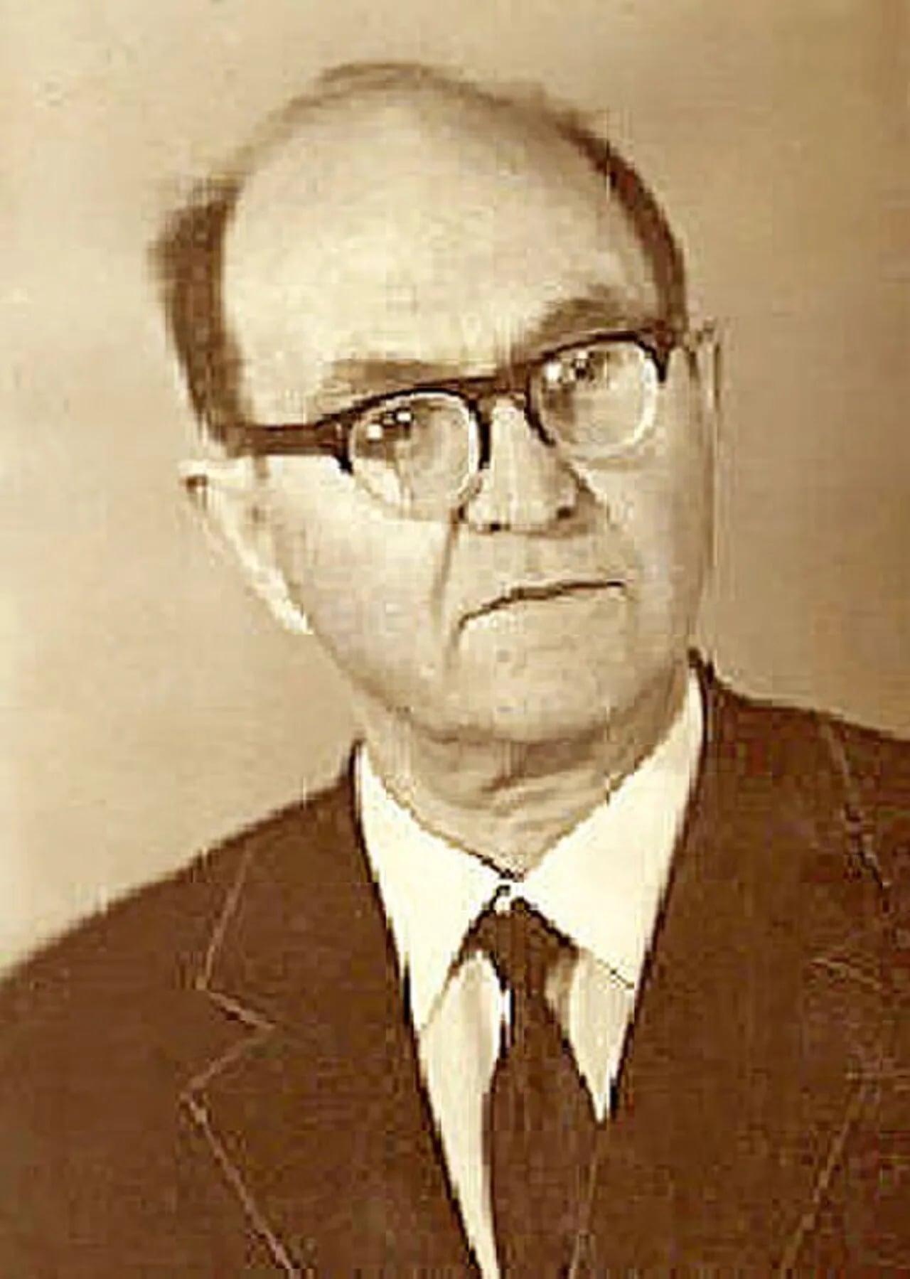 Portrait of Lev Izrailevich Volkovyskiĭ (1913–1992) – memorial page