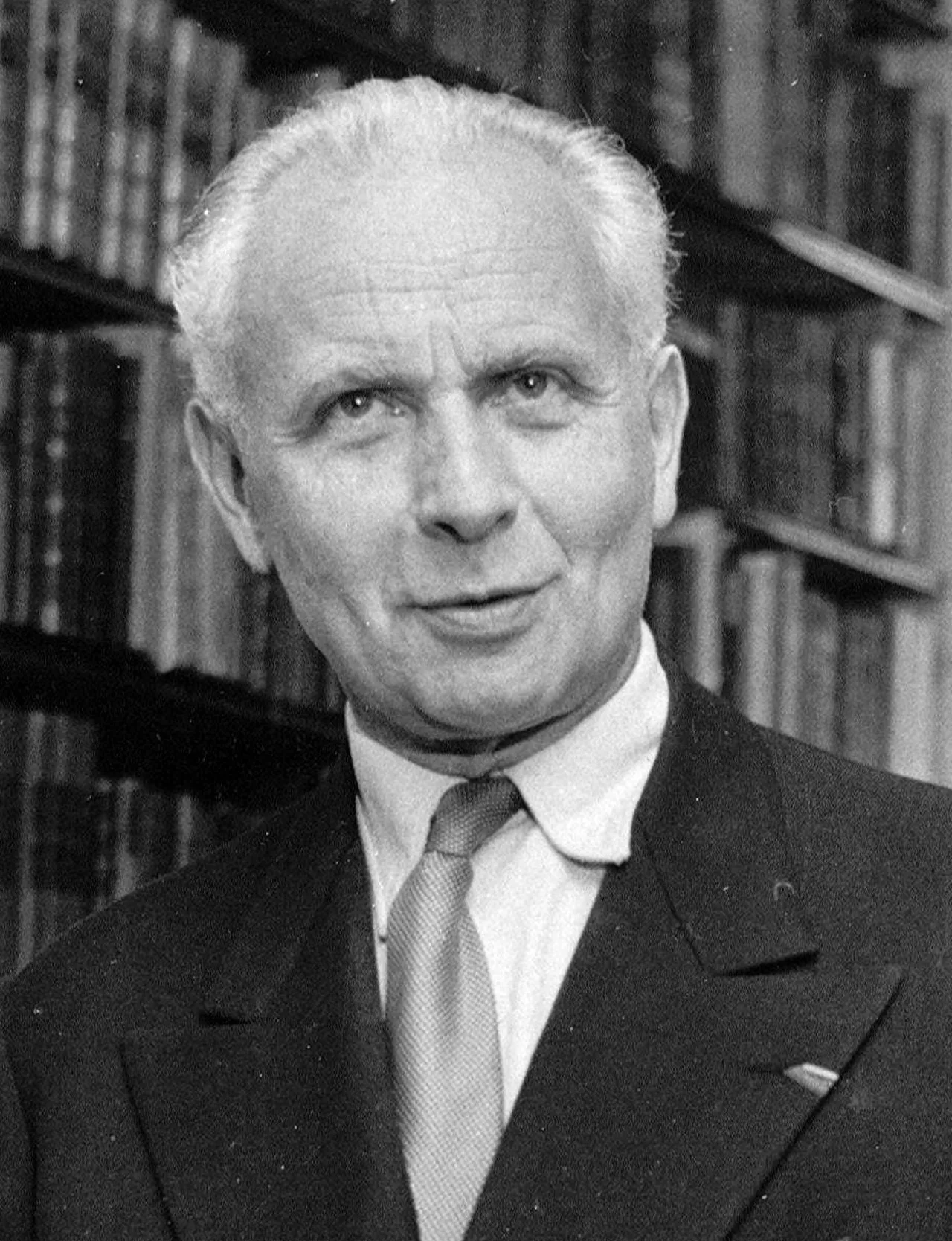Porträt von Louis Aragon (1897–1982) – Gedenkseite