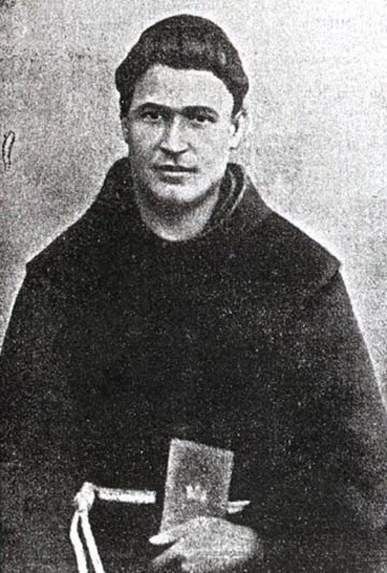 Portrait of Giuseppe Maria Gambaro (1869–1900) – memorial page