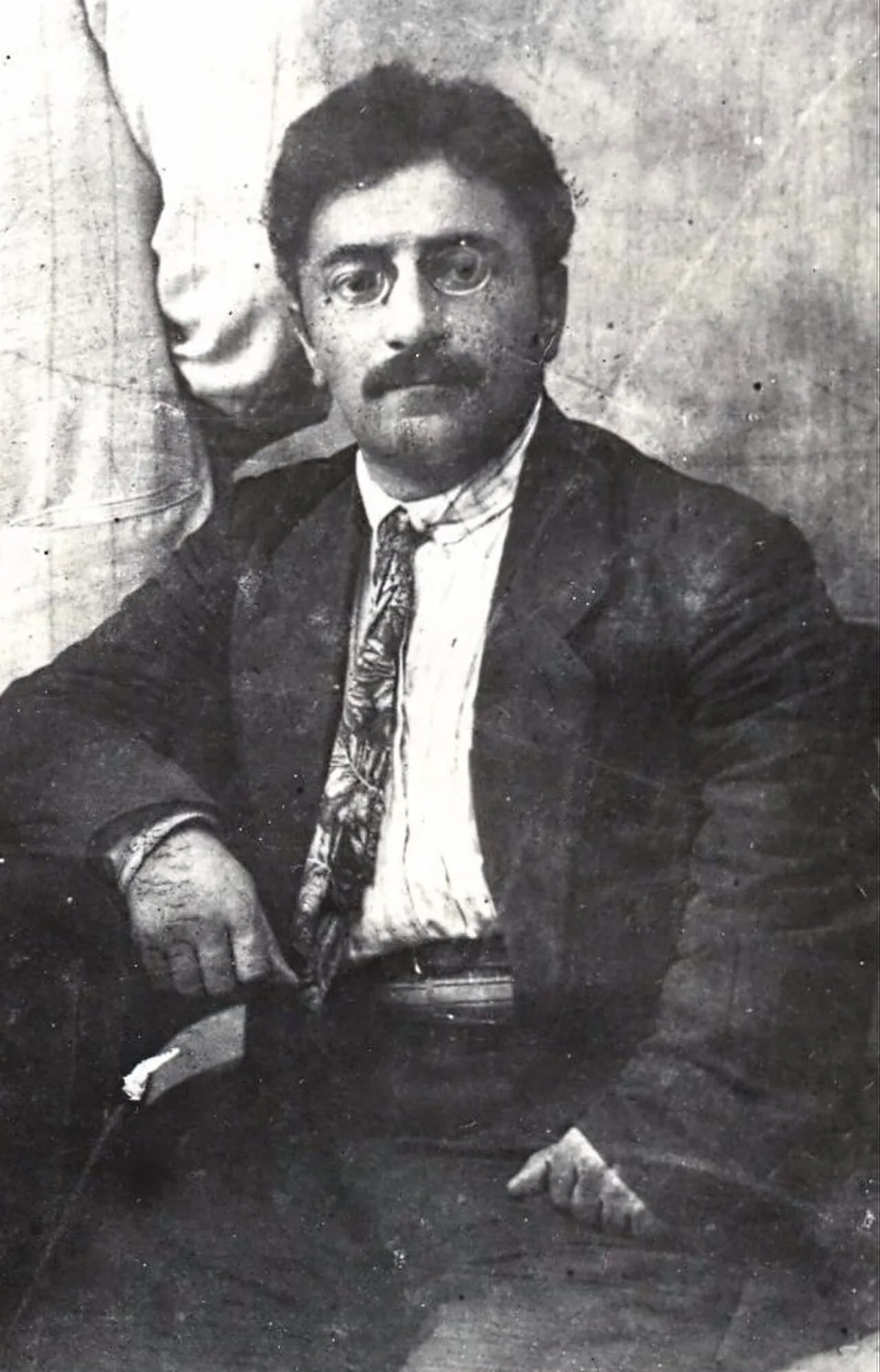 Porträt von Aligulu Gamkusar (1880–1919) – Gedenkseite